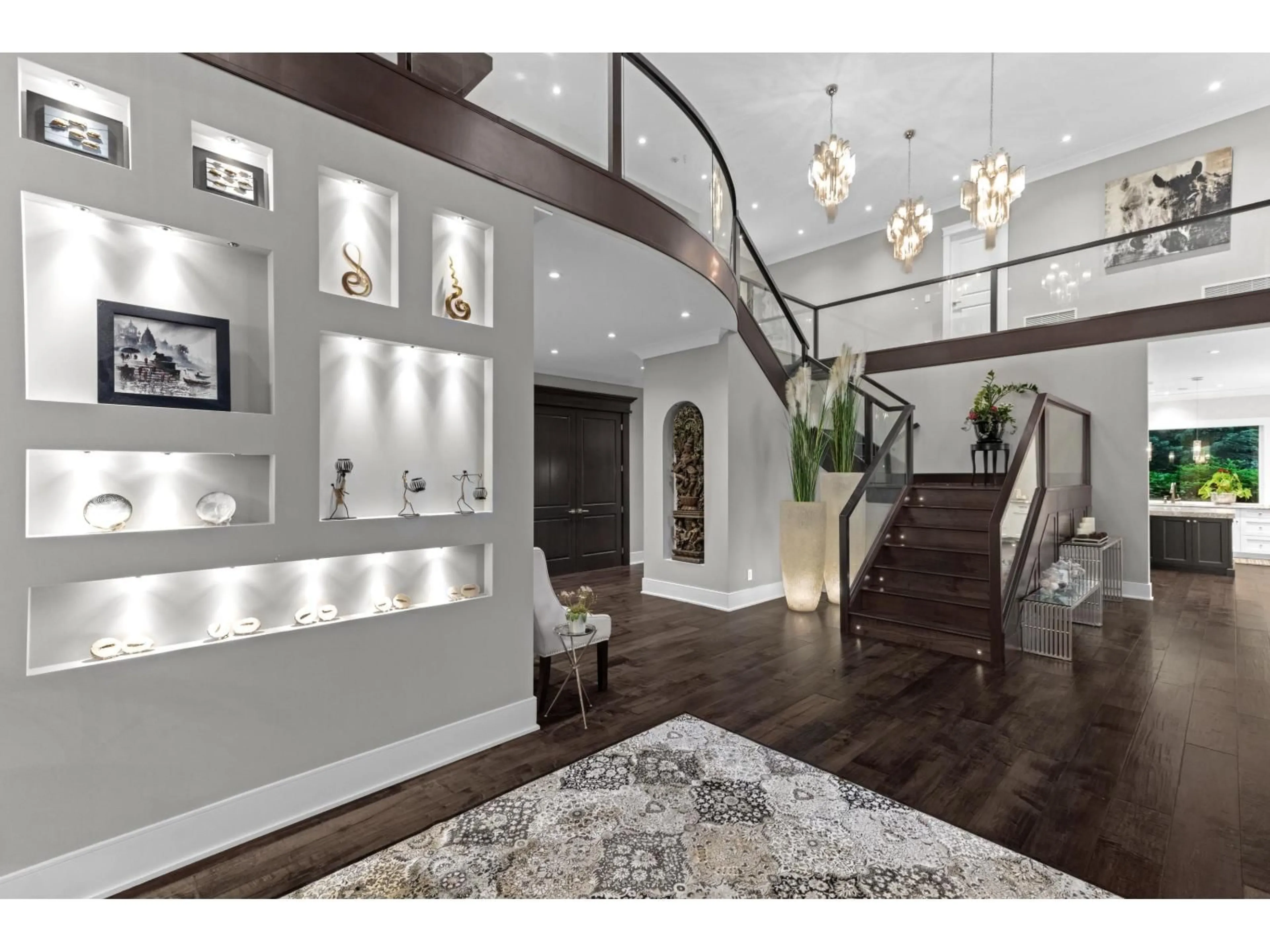 Indoor entryway for 3083 SEMIAHMOO TRAIL, Surrey British Columbia V4P1H4