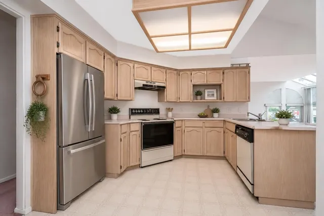 1002 - 21937 48 AVENUE, Langley 5
