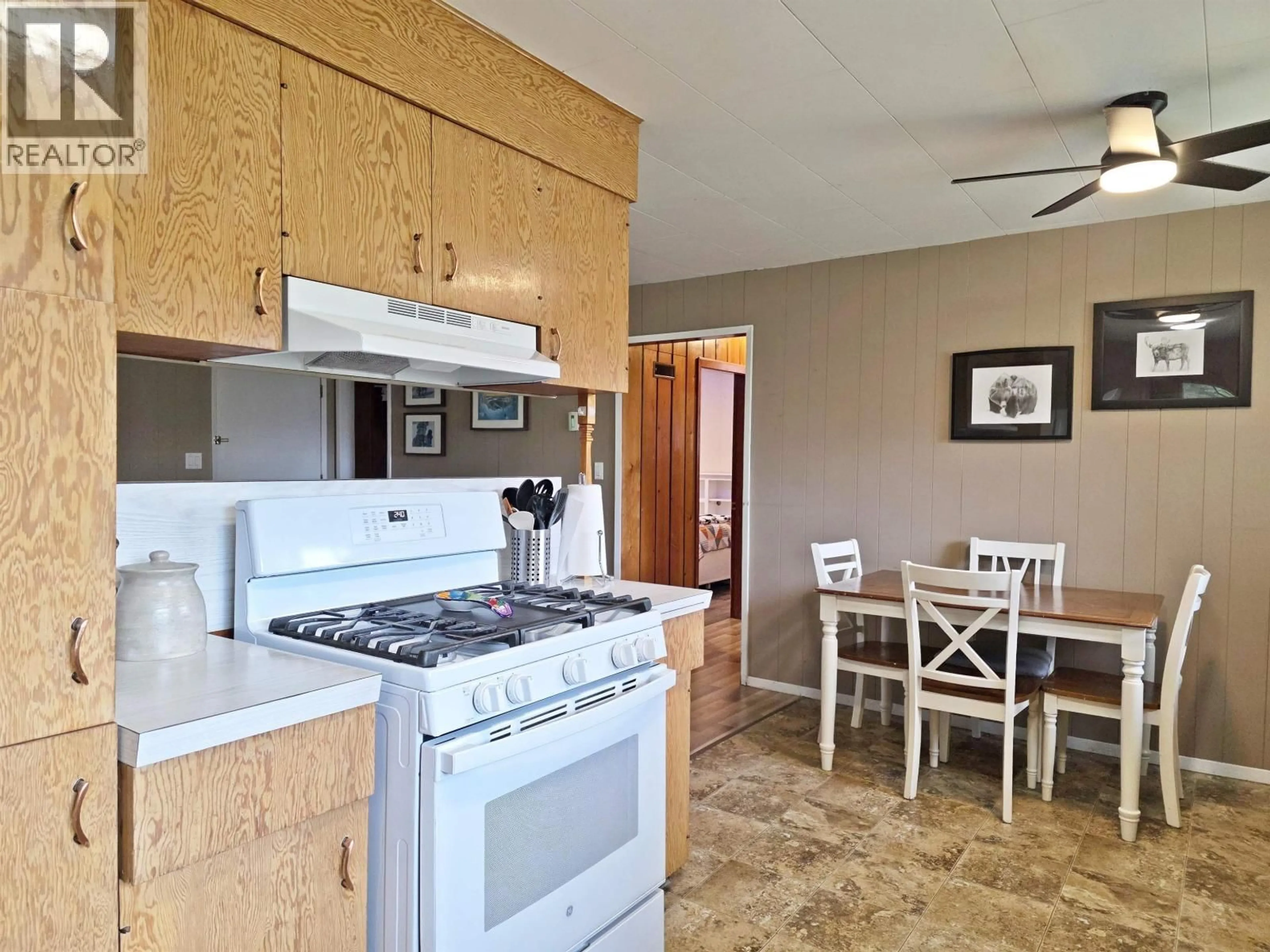 Standard kitchen, ceramic/tile floor for 2521 GOOK ROAD, Quesnel British Columbia V2J4H8