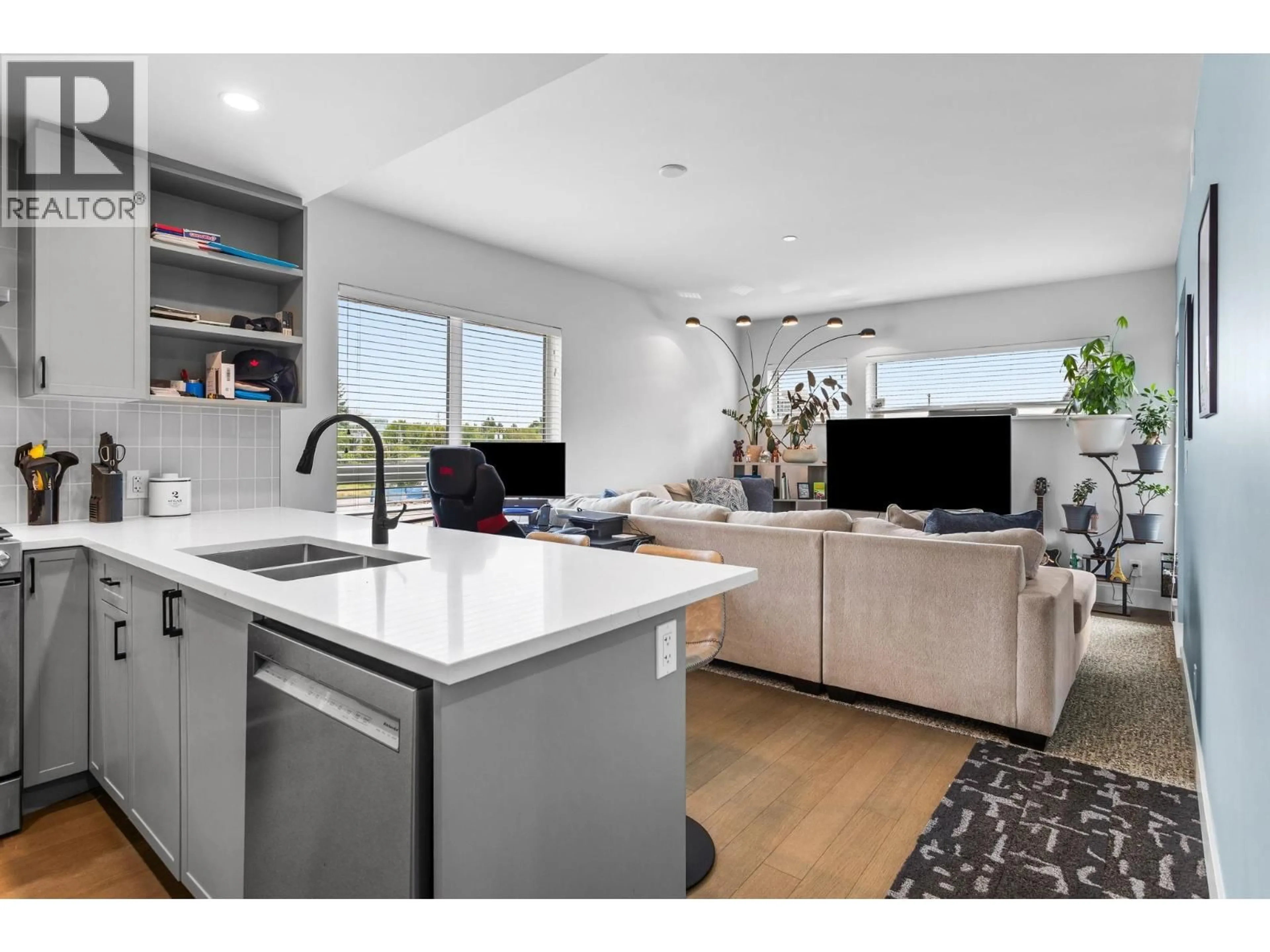 Open concept kitchen, unknown for 306 - 22226 BROWN AVENUE, Maple Ridge British Columbia V2X4R2