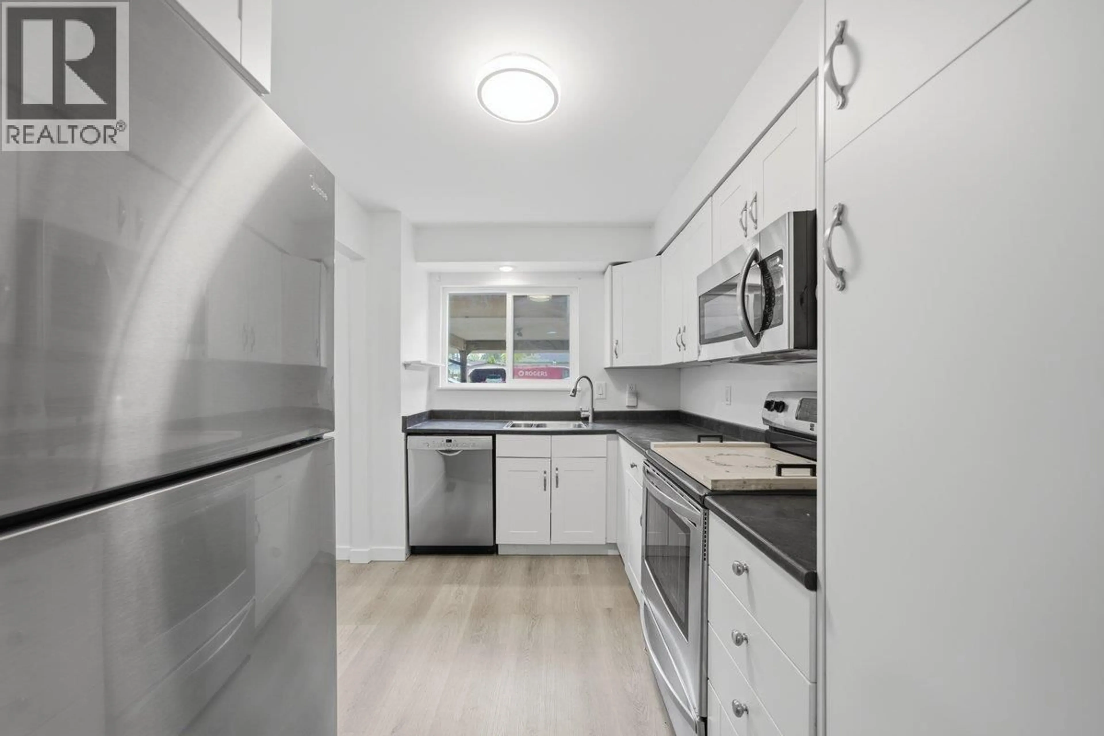 Standard kitchen, unknown for 11685 FULTON STREET, Maple Ridge British Columbia V2X6L3