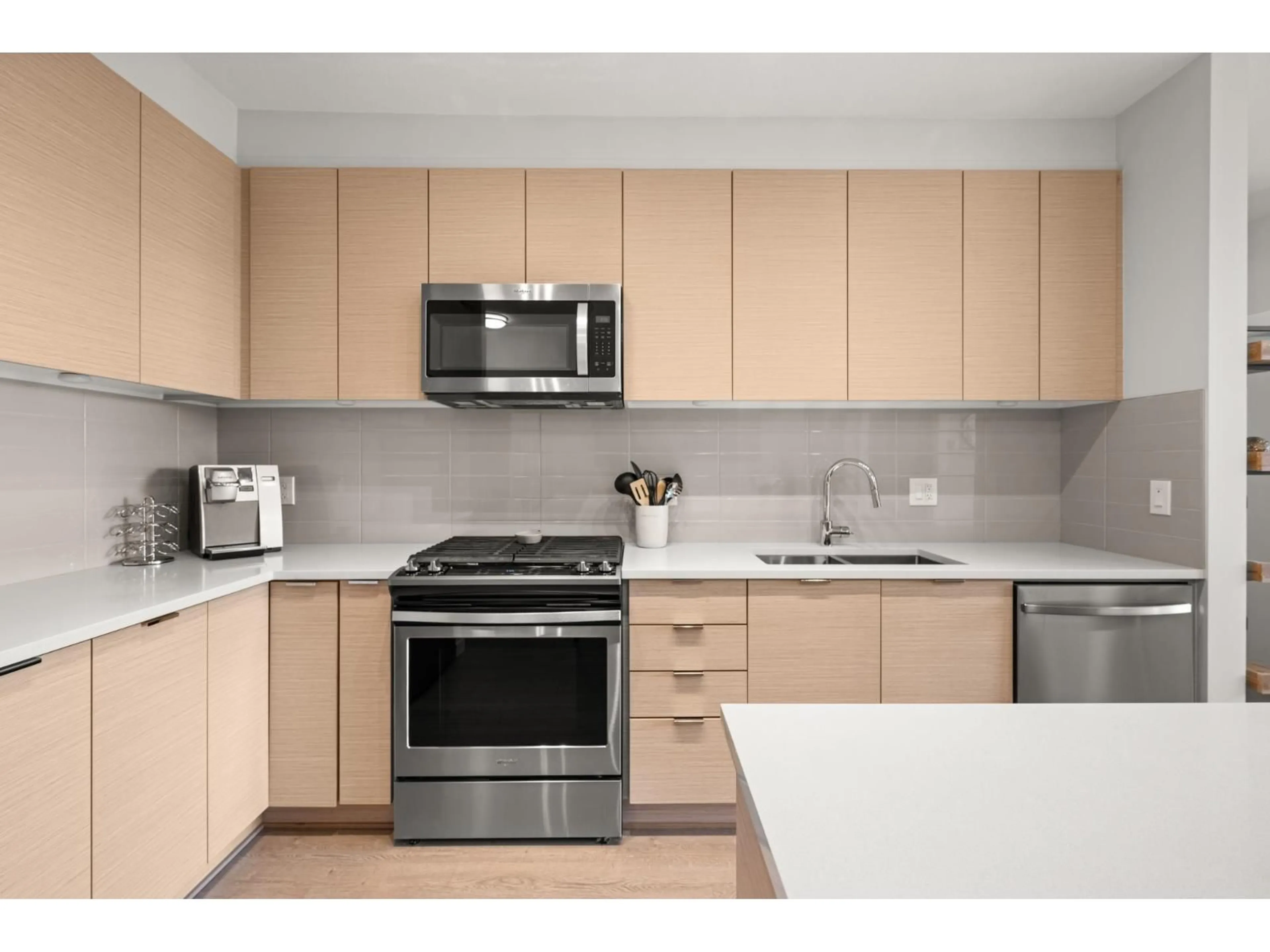 Standard kitchen, unknown for C504 - 8150 207 STREET, Langley British Columbia V2Y4J4