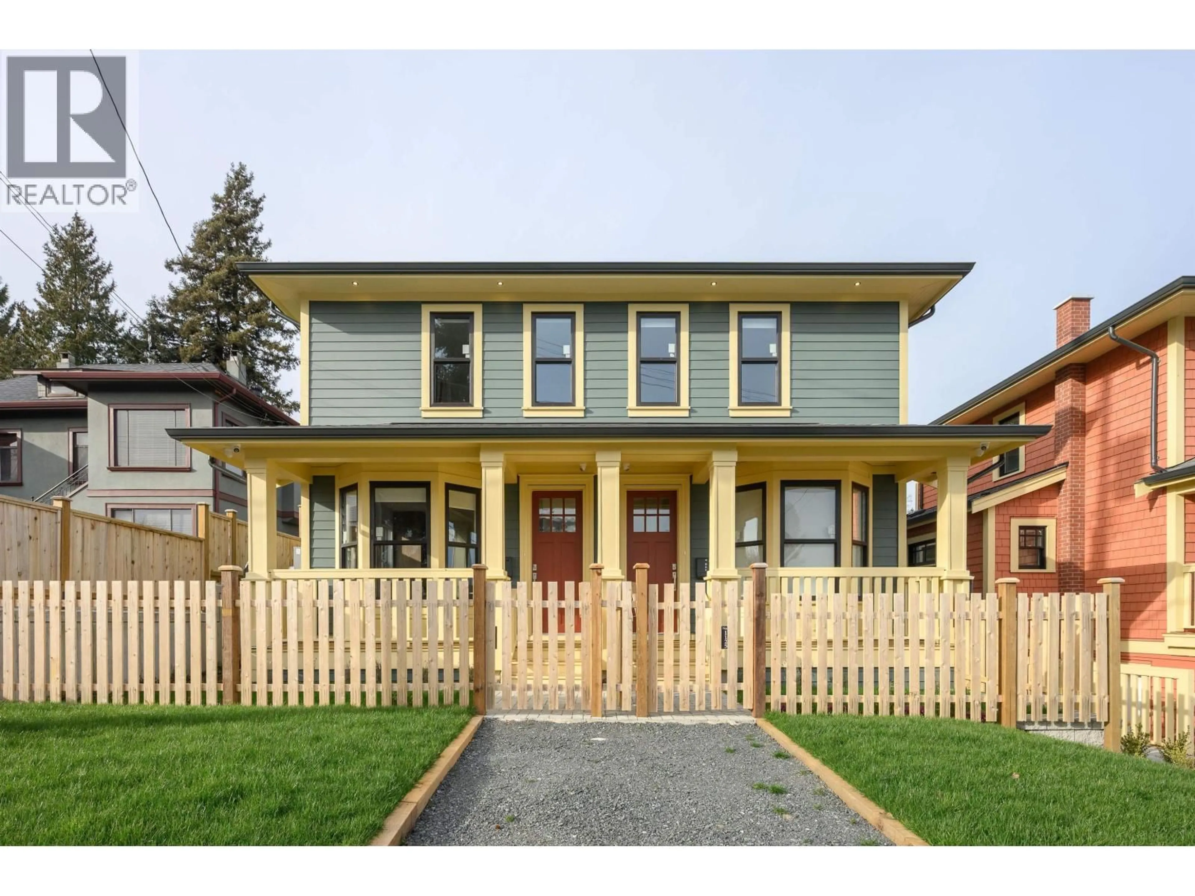 Home with vinyl exterior material, street for 102 - 1125 CARTIER AVENUE, Coquitlam British Columbia V3K2C1