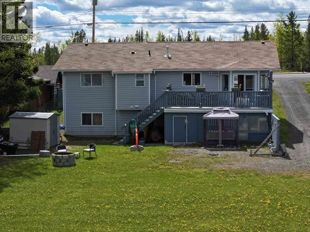 7036 93 MILE FRONTAGE ROAD, 100 Mile House 4