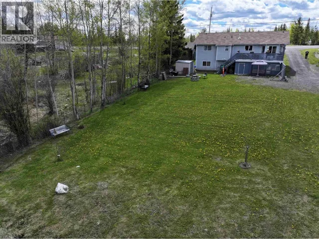 7036 93 MILE FRONTAGE ROAD, 100 Mile House 5