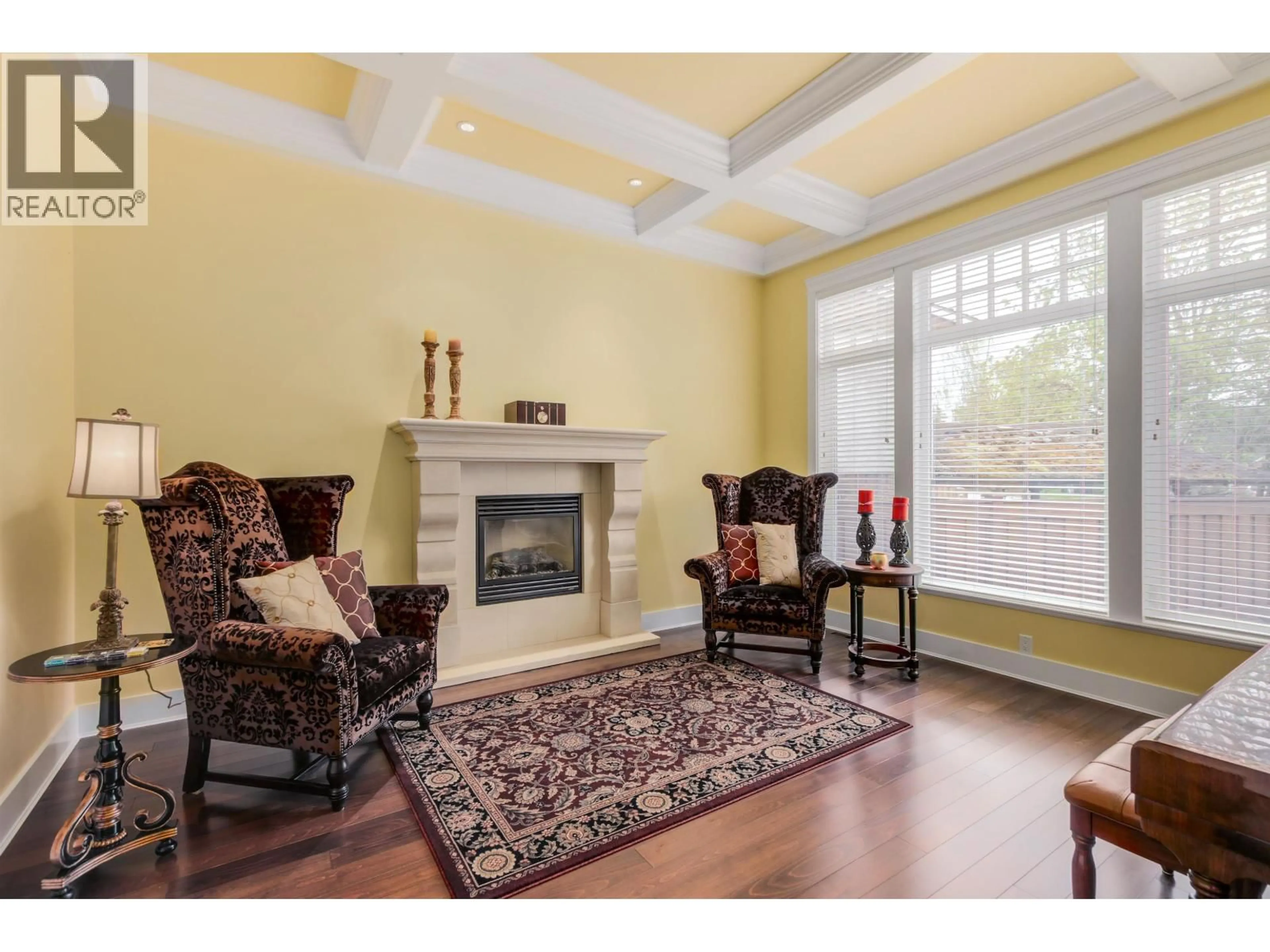 Living room with furniture, unknown for 8760 FAIRDELL CRESCENT, Richmond British Columbia V7C1W4