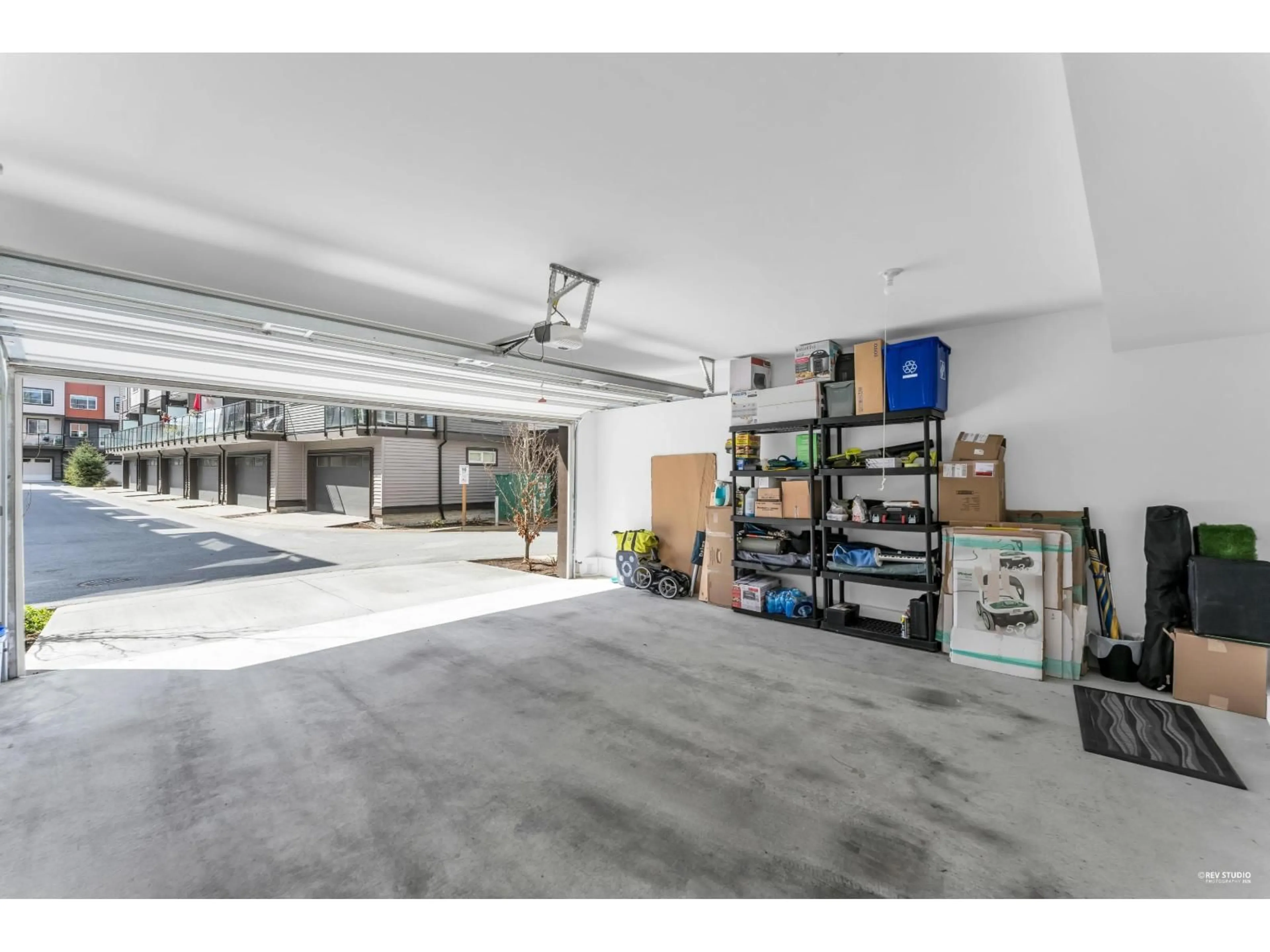 Indoor garage for 13 - 18887 72A AVENUE, Surrey British Columbia V4N6W4