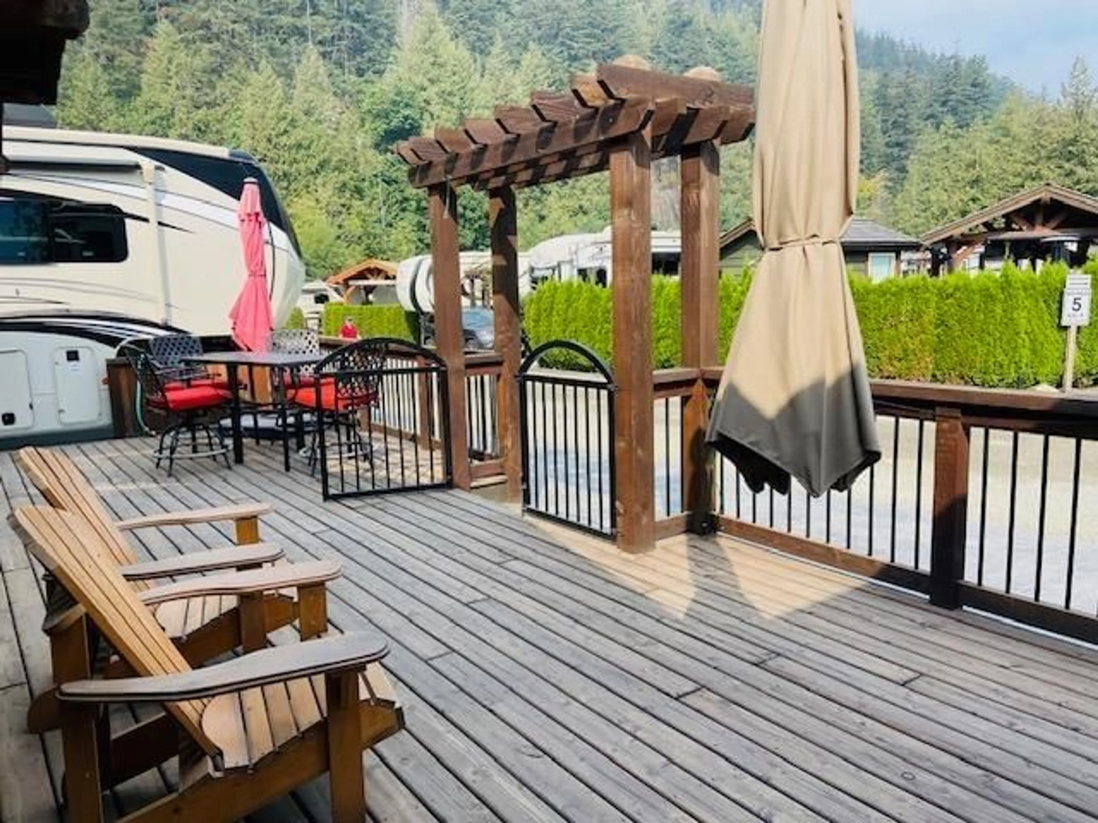 Patio, mountain view for 164/165 - 640 HOT SPRINGS ROAD, Harrison Hot Springs British Columbia V0M1K0