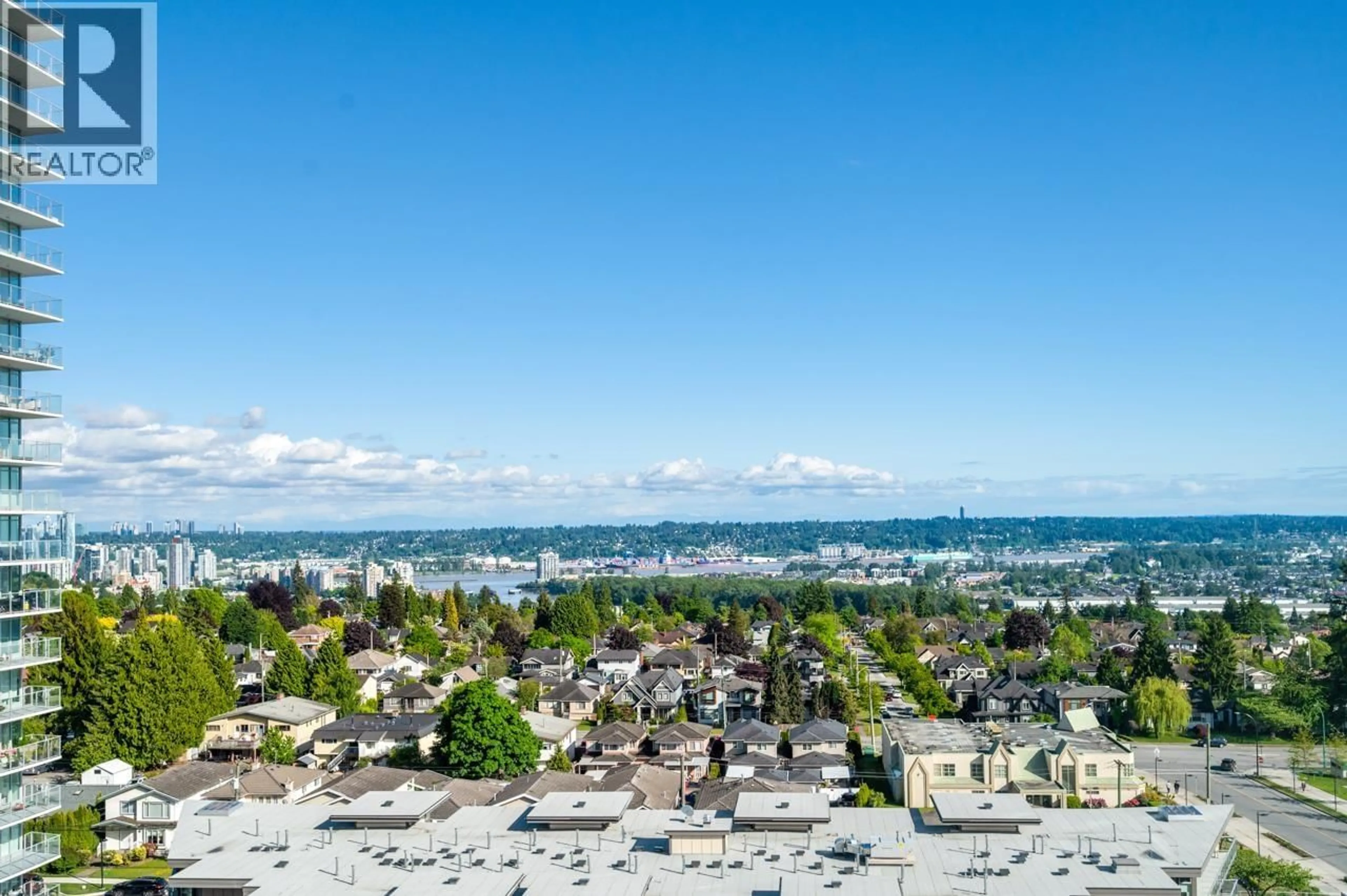 A pic from outside/outdoor area/front of a property/back of a property/a pic from drone, mountain view for 1105 - 7683 PARK CRESCENT, Burnaby British Columbia V3N0J3
