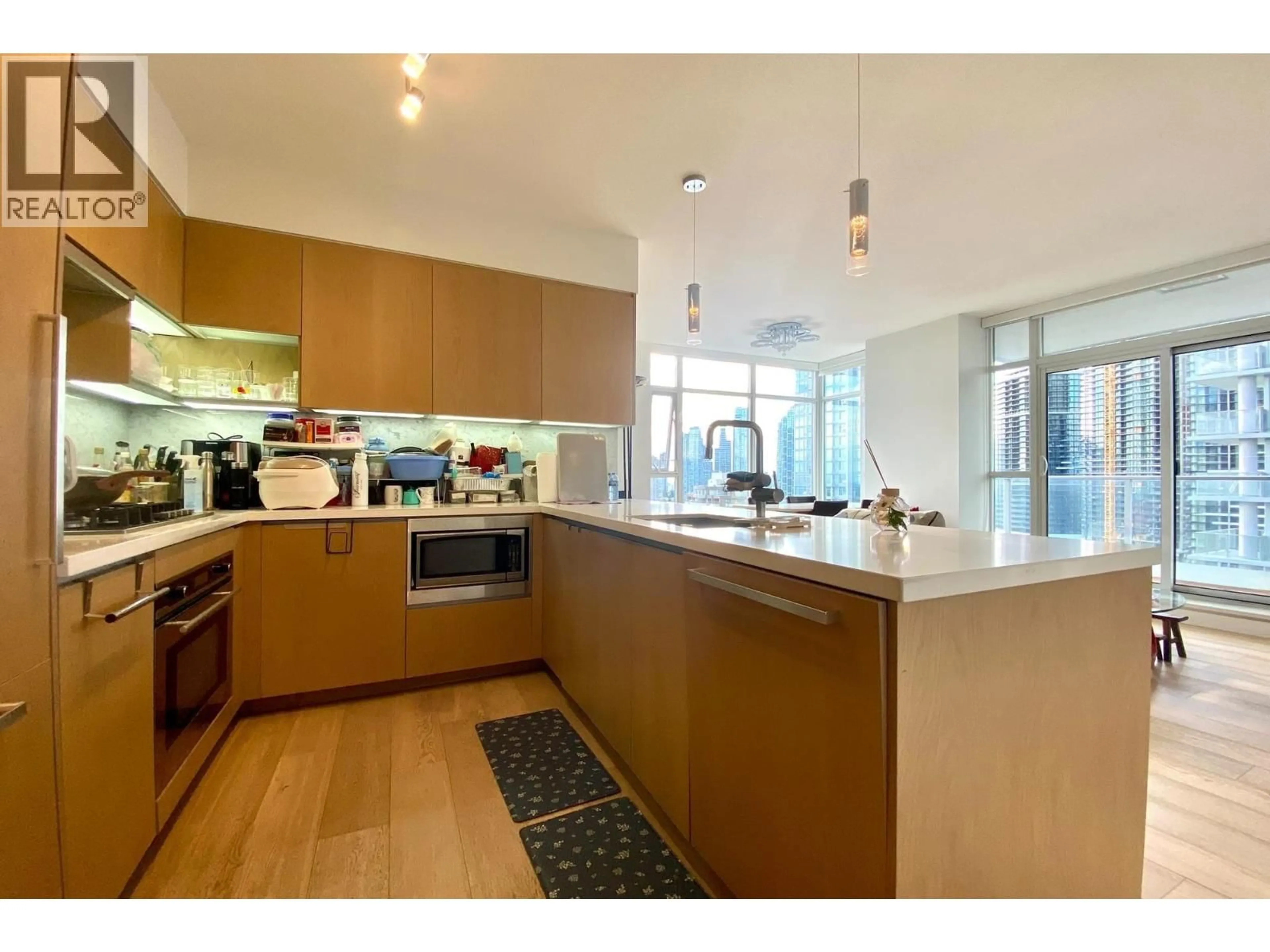 Open concept kitchen, ceramic/tile floor for 2208 - 6588 NELSON AVENUE, Burnaby British Columbia V5H0E8