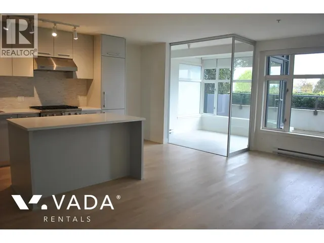 203 - 4355 10TH AVENUE, Vancouver 5