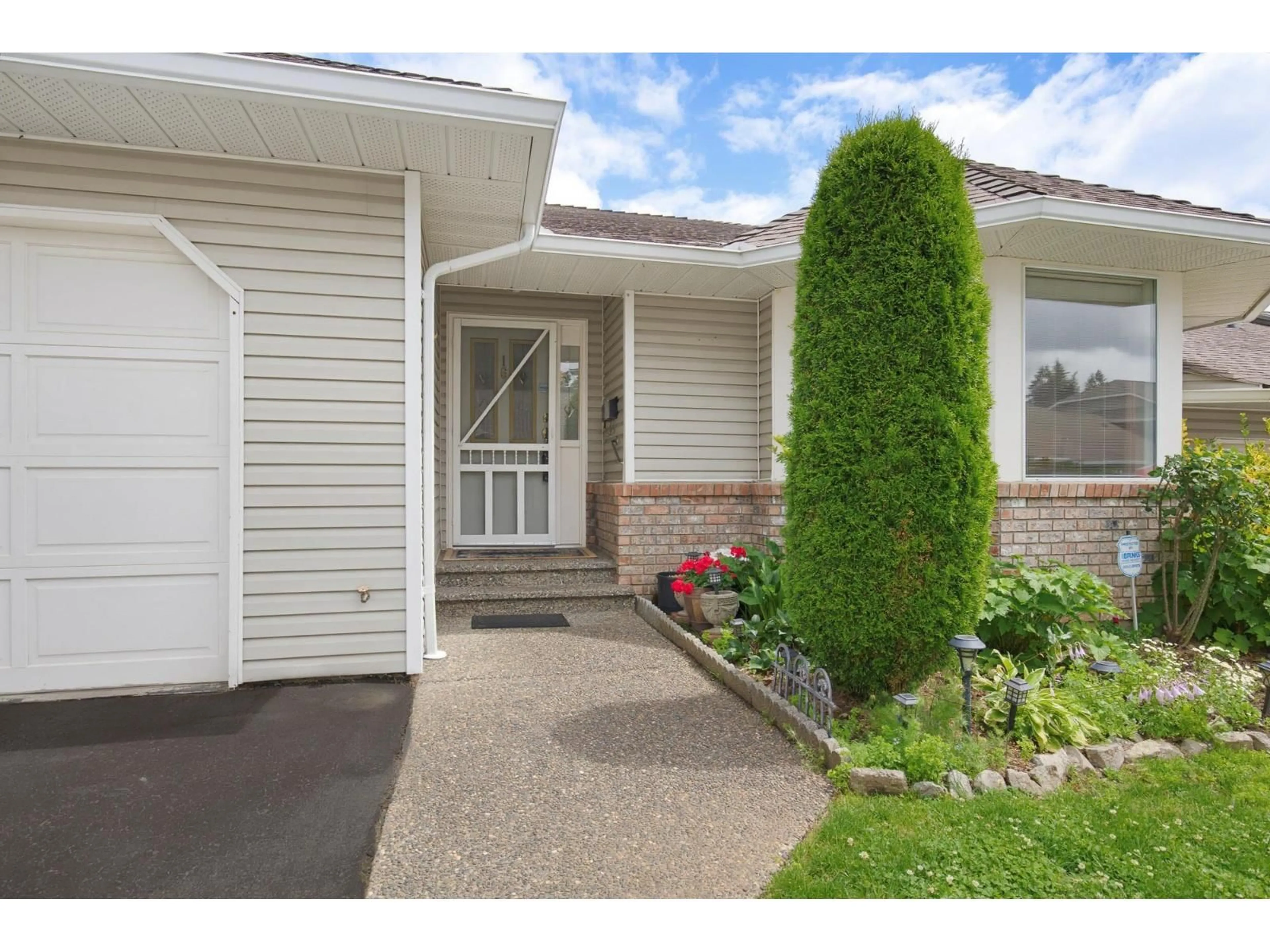 Unknown for 16 - 32615 MURRAY AVENUE, Abbotsford British Columbia V2T4T8