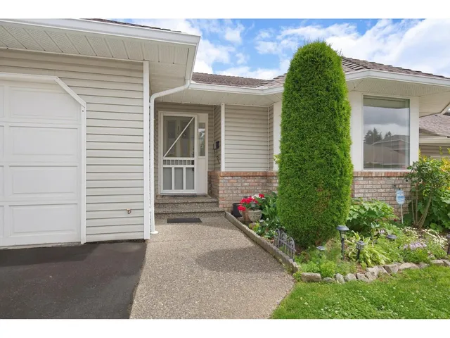 16 - 32615 MURRAY AVENUE, Abbotsford 2