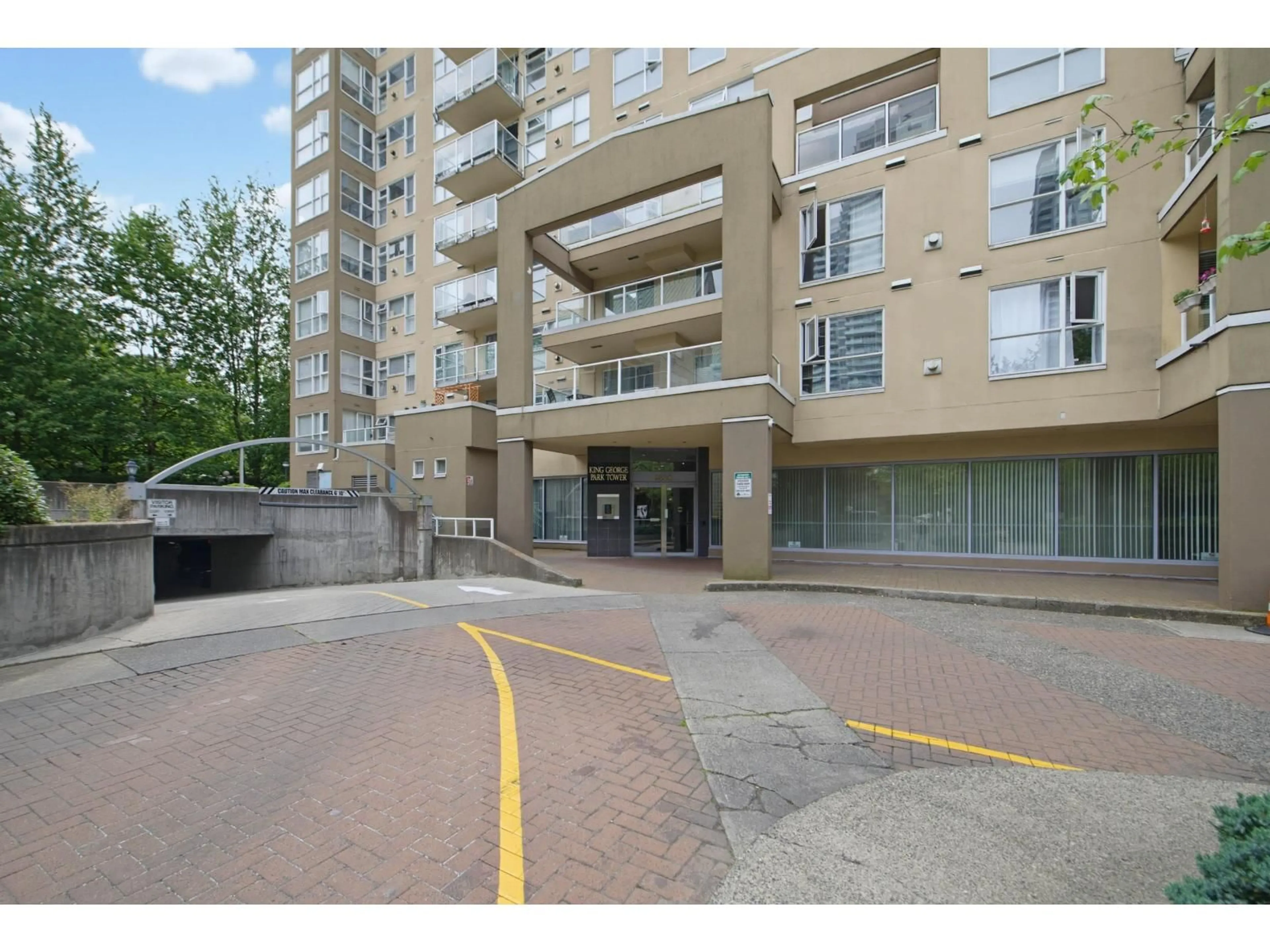 Indoor foyer for 1002 - 9830 WHALLEY BOULEVARD, Surrey British Columbia V3T5S7