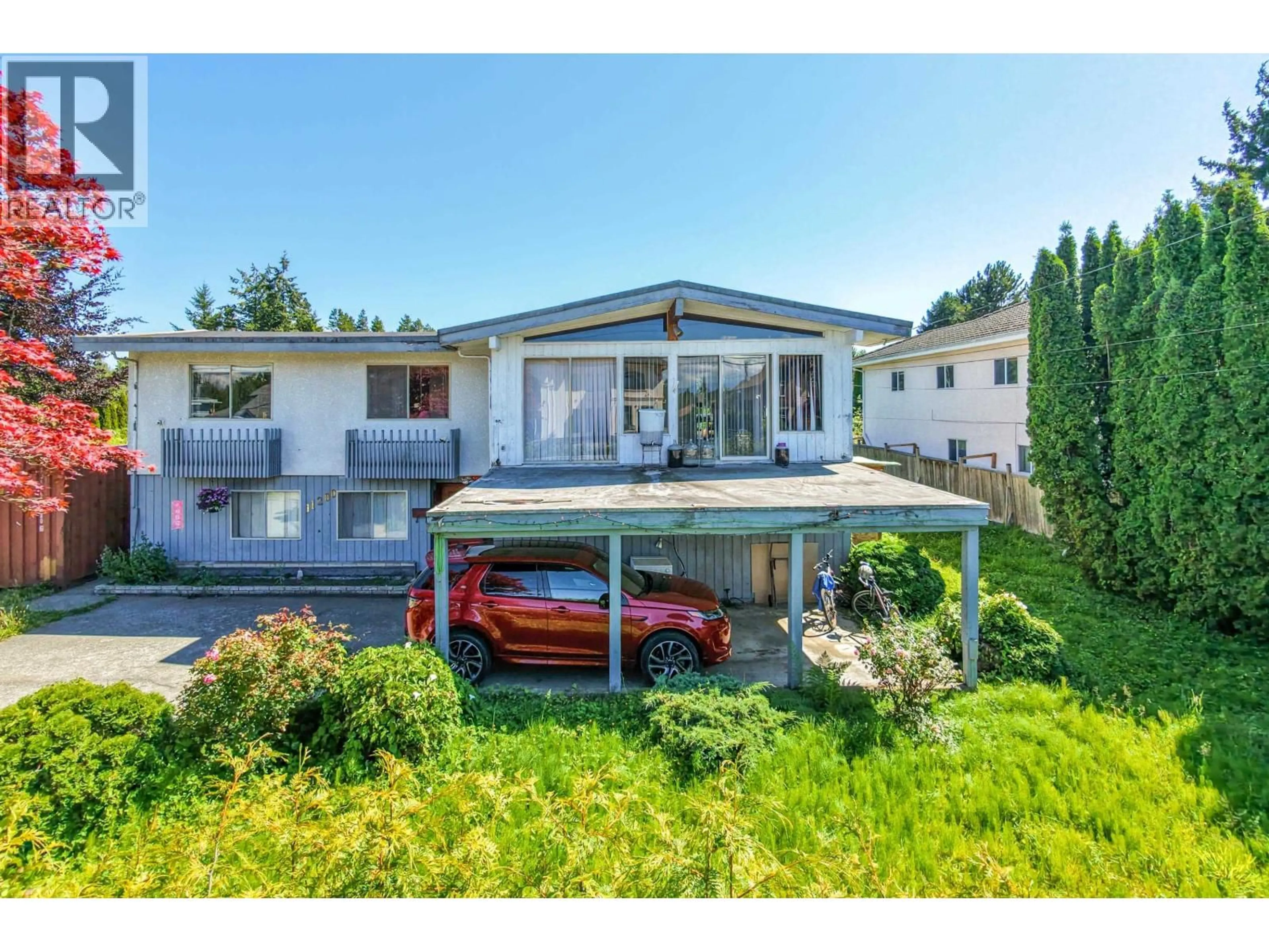 A pic from outside/outdoor area/front of a property/back of a property/a pic from drone, unknown for 11280 GRANVILLE AVENUE, Richmond British Columbia V6Y1R6