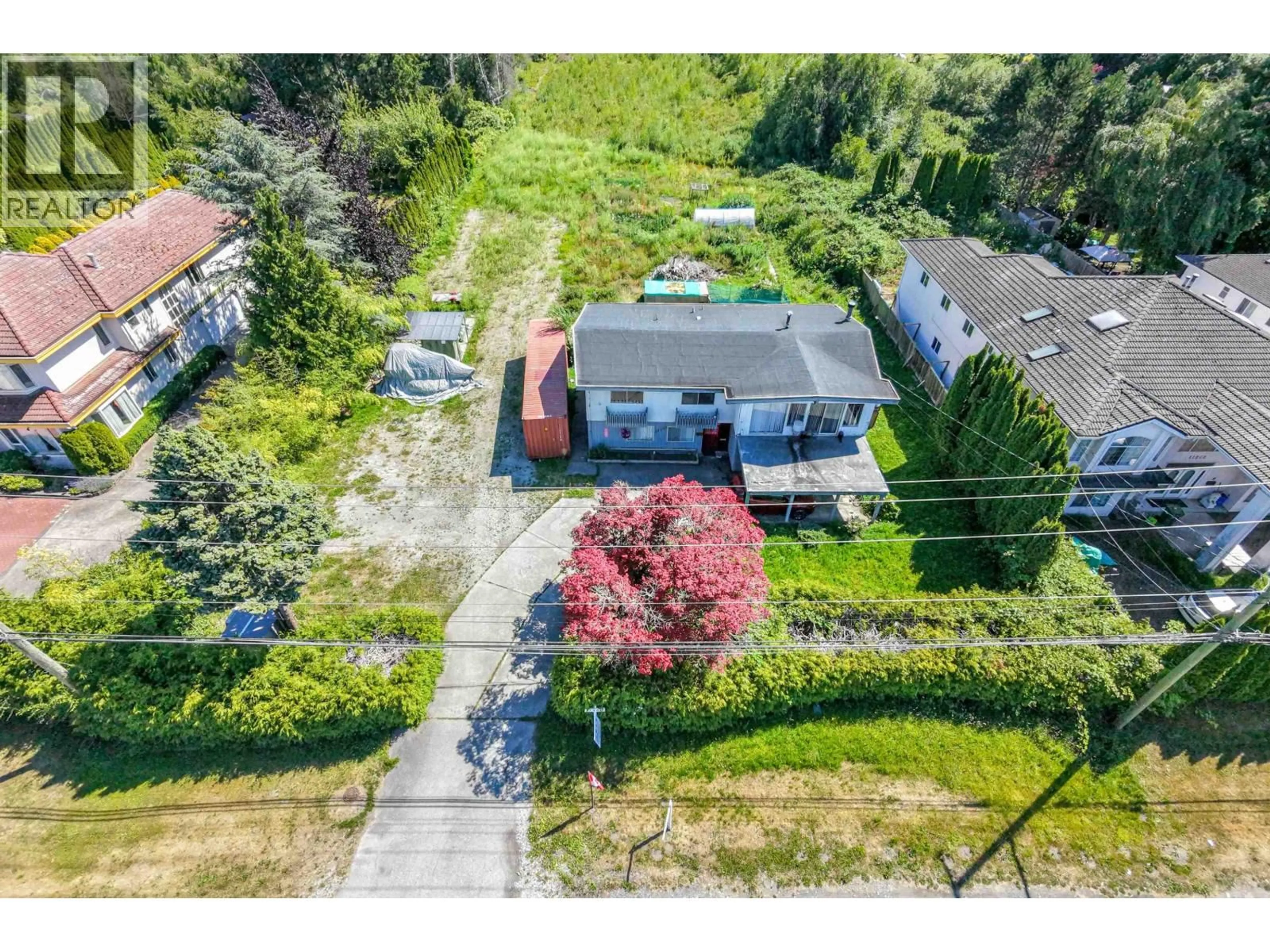 A pic from outside/outdoor area/front of a property/back of a property/a pic from drone, street for 11280 GRANVILLE AVENUE, Richmond British Columbia V6Y1R6