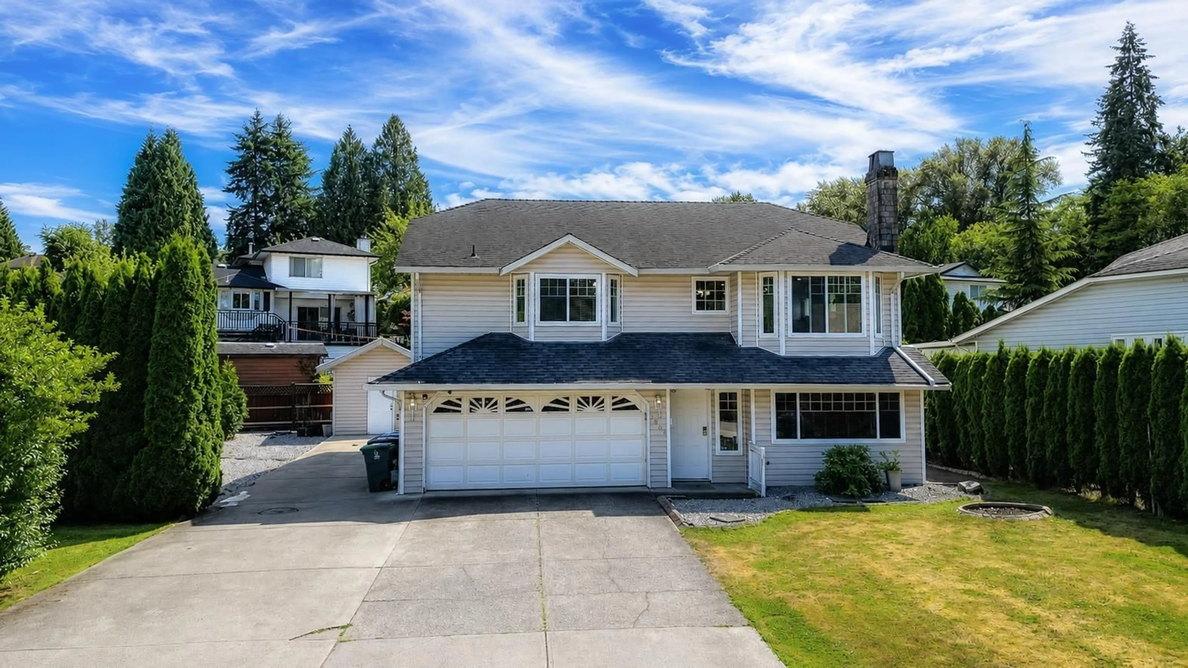 Home with vinyl exterior material, street for 7869 143A STREET, Surrey British Columbia V3W9W5