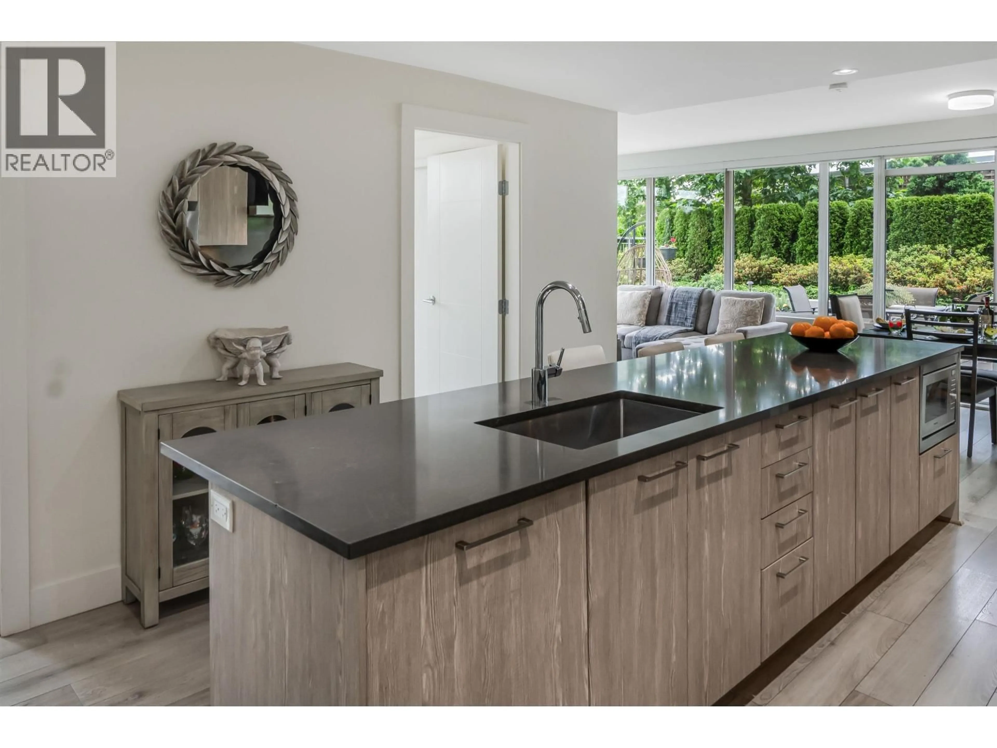 Contemporary kitchen, unknown for 117 - 10780 NO. 5 ROAD, Richmond British Columbia V6W0B8