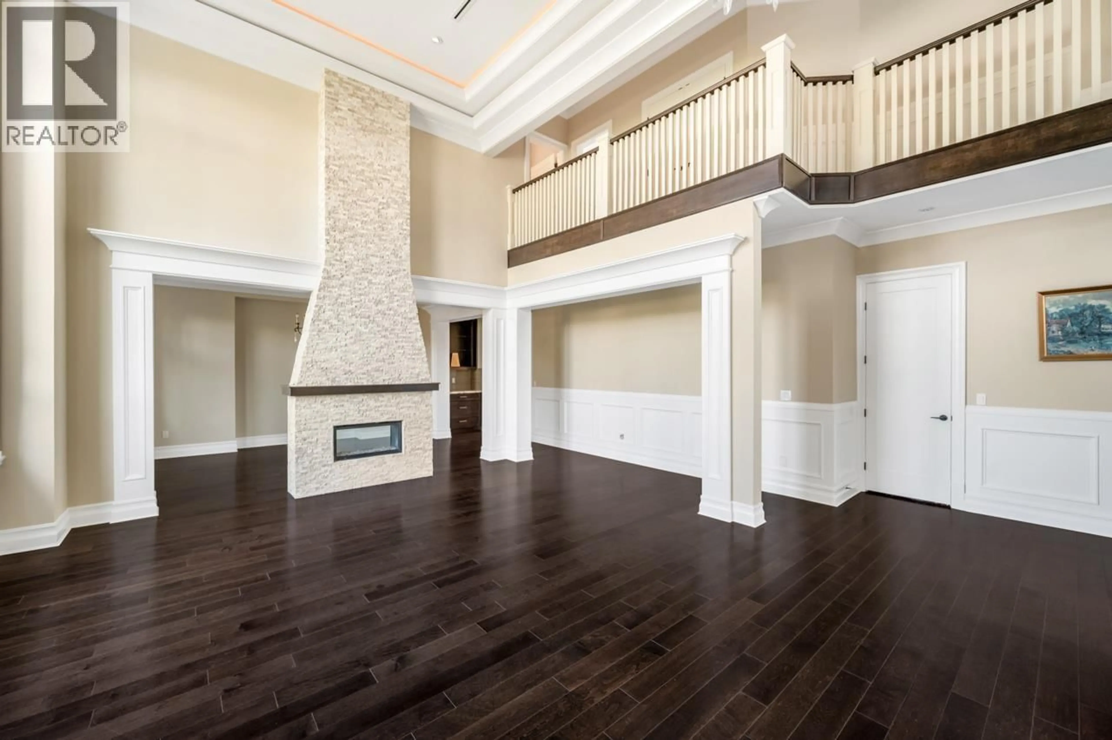Indoor foyer for 5828 GIBBONS DRIVE, Richmond British Columbia V7C2C7
