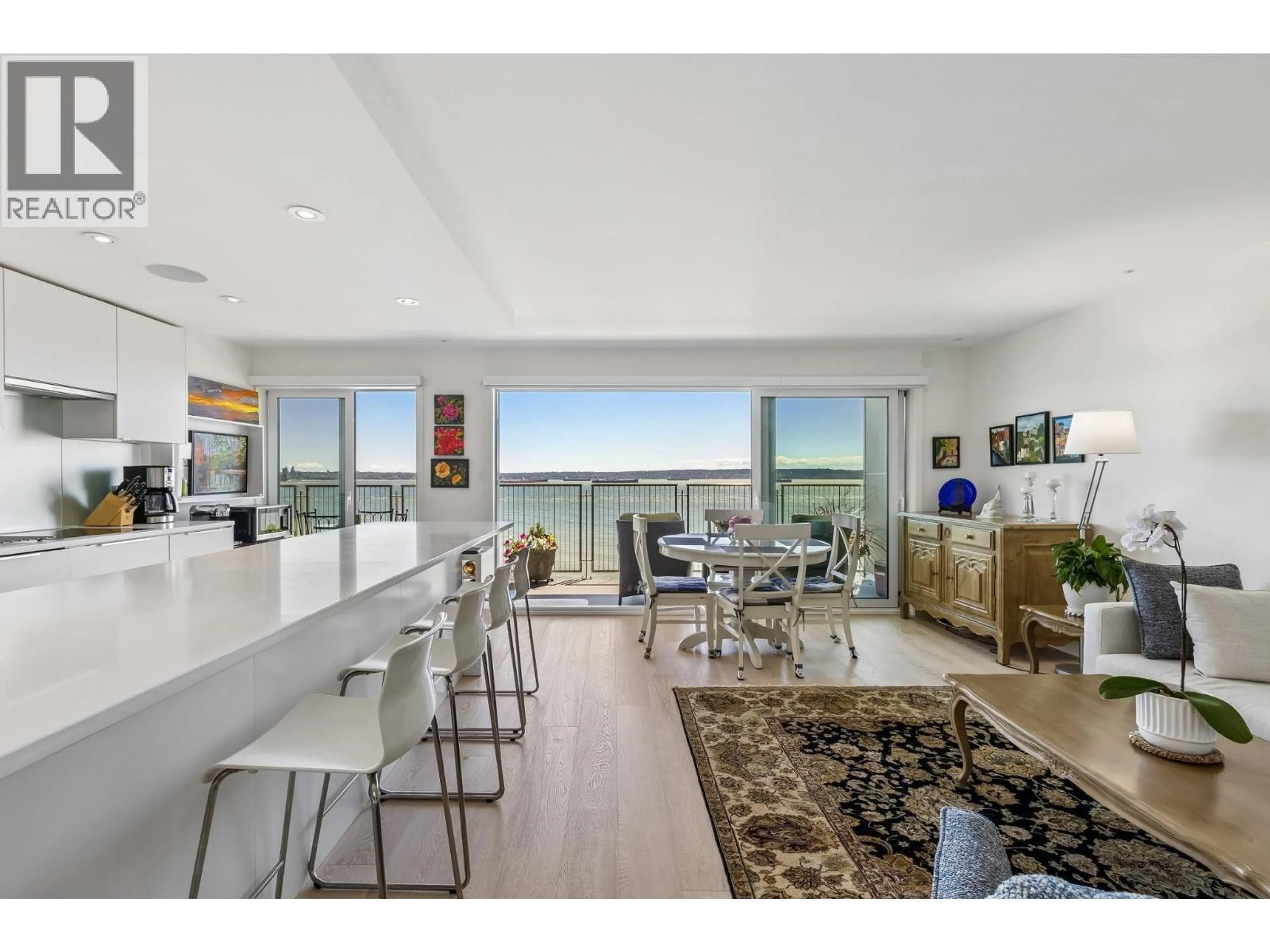 Open concept kitchen, unknown for 807 - 150 24TH STREET, West Vancouver British Columbia V7V4G8