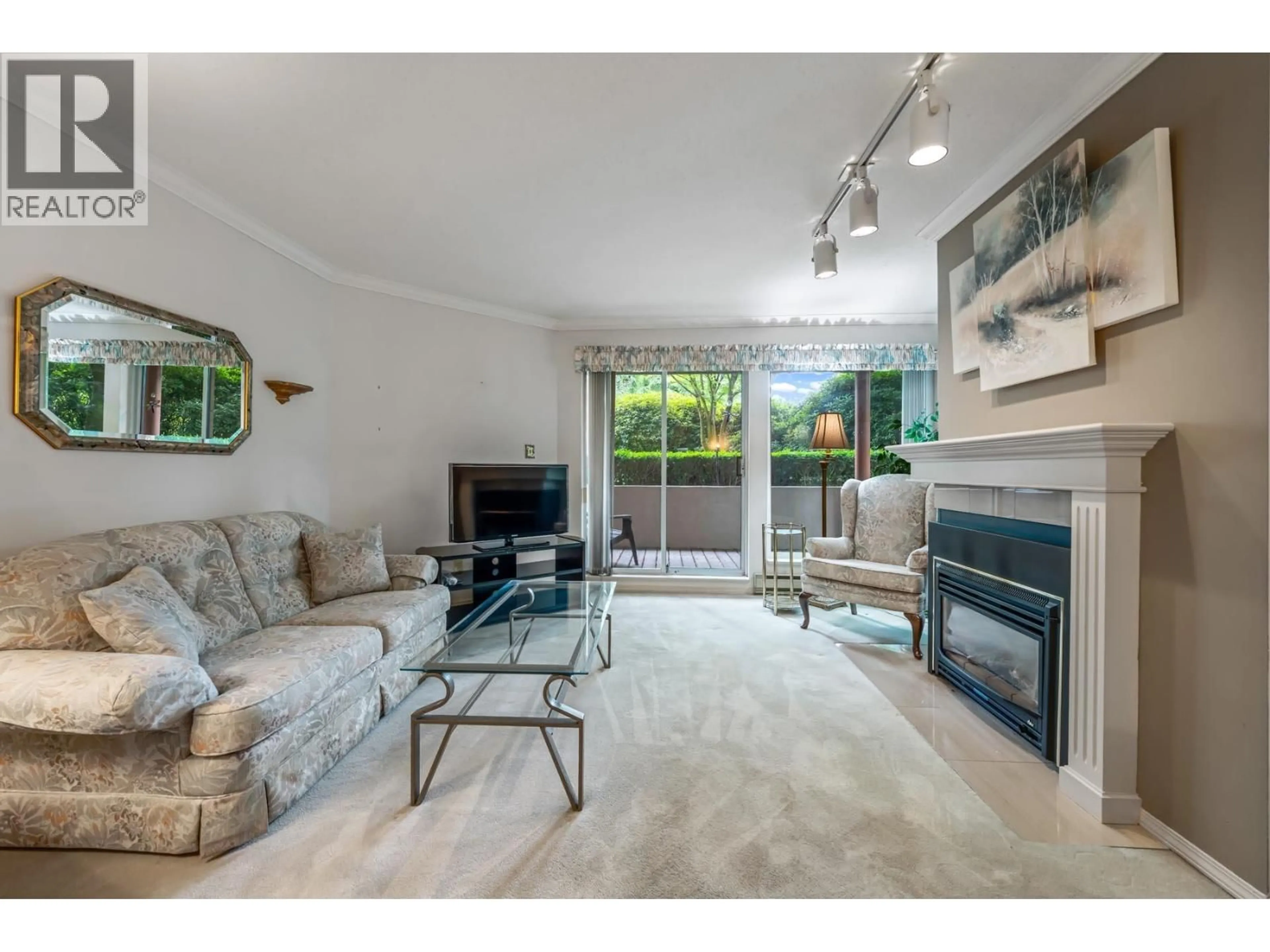 Living room with furniture, unknown for 106 - 1240 QUAYSIDE DRIVE, New Westminster British Columbia V3M6H1