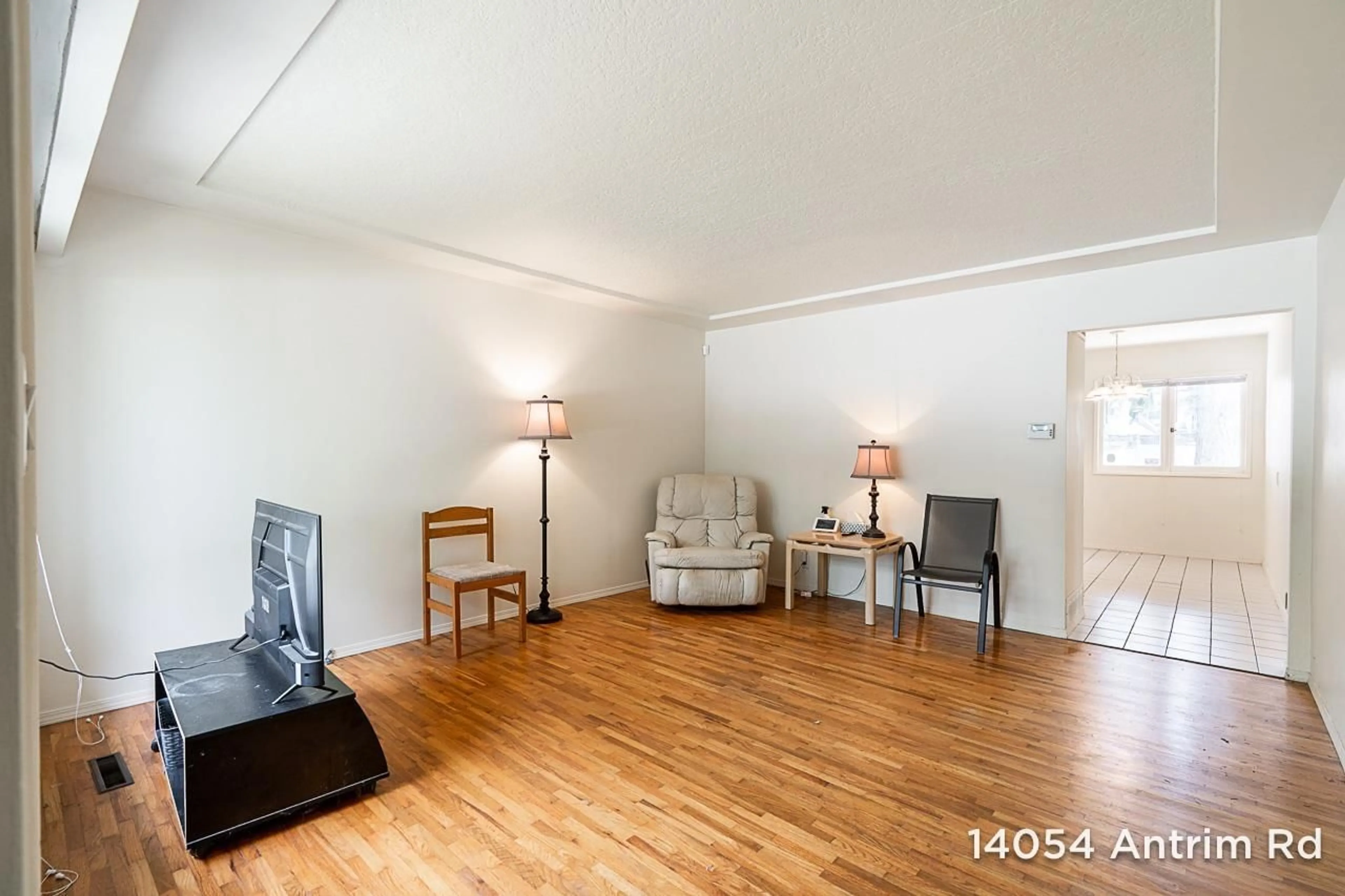 A pic of a room for 14054 ANTRIM ROAD, Surrey British Columbia V3R5H7