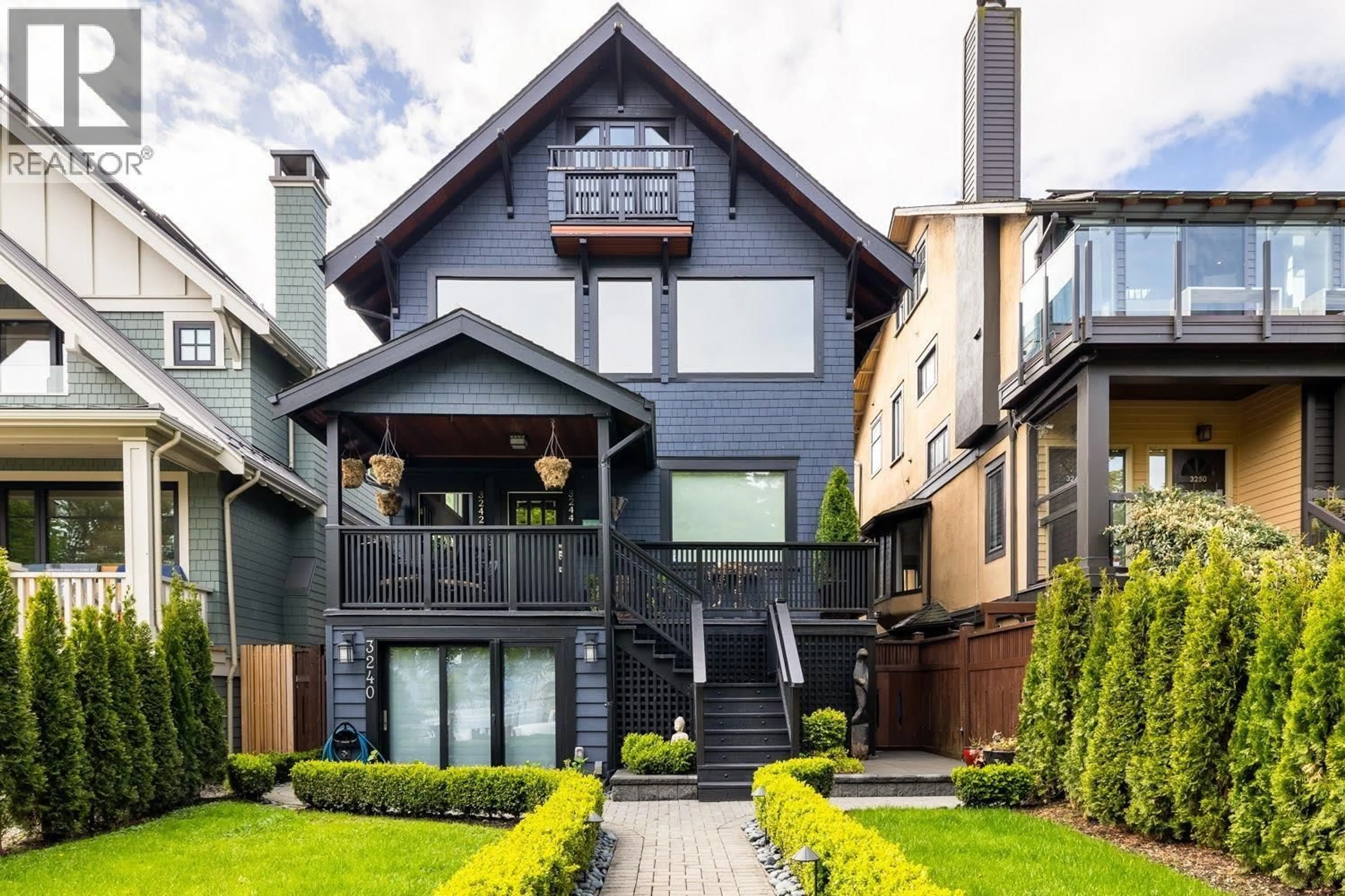 Home with brick exterior material, street for 3240 1ST AVENUE, Vancouver British Columbia V6K1H5