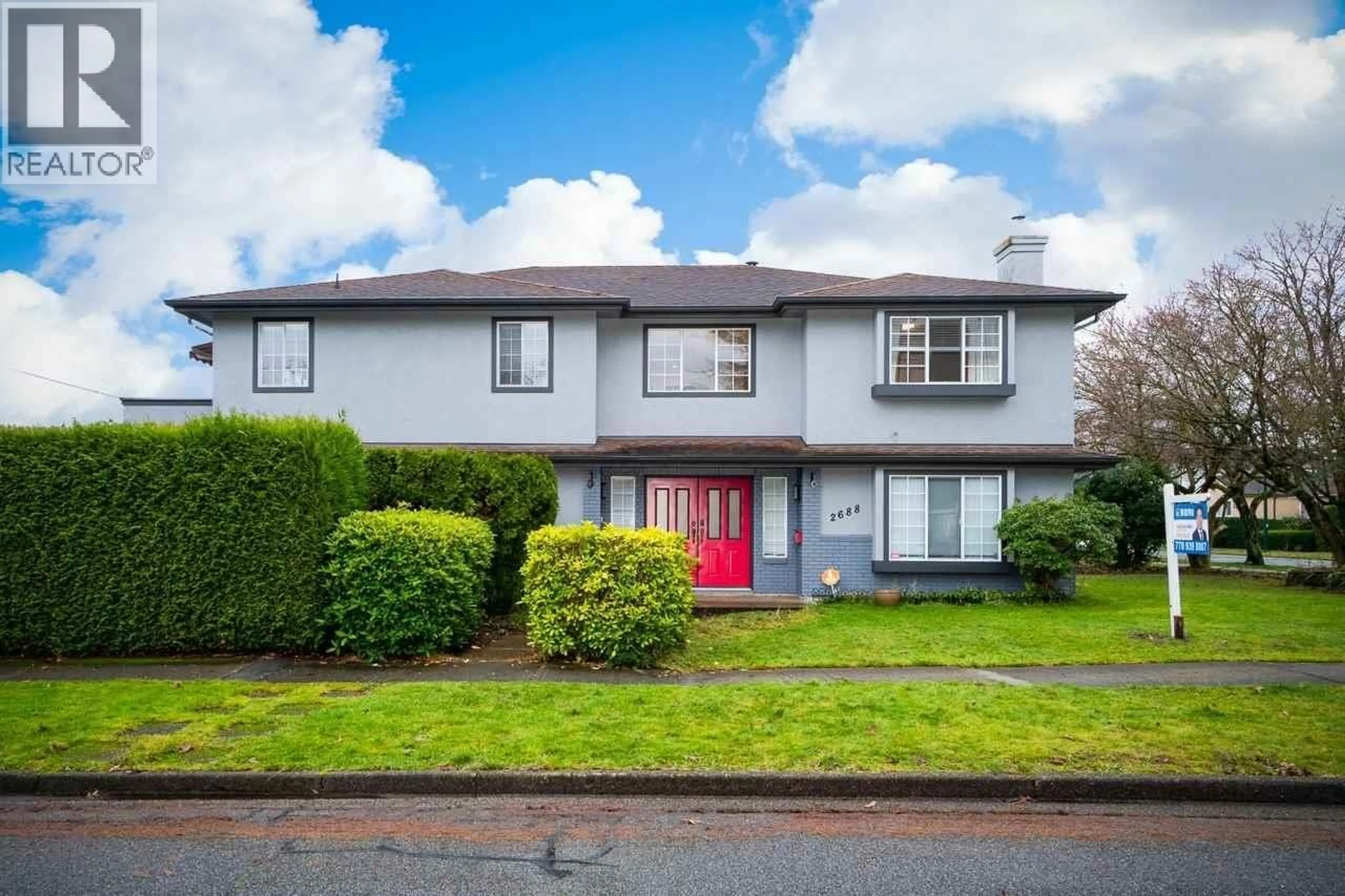Home with vinyl exterior material, street for 2688 19TH AVENUE, Vancouver British Columbia V6L1C9