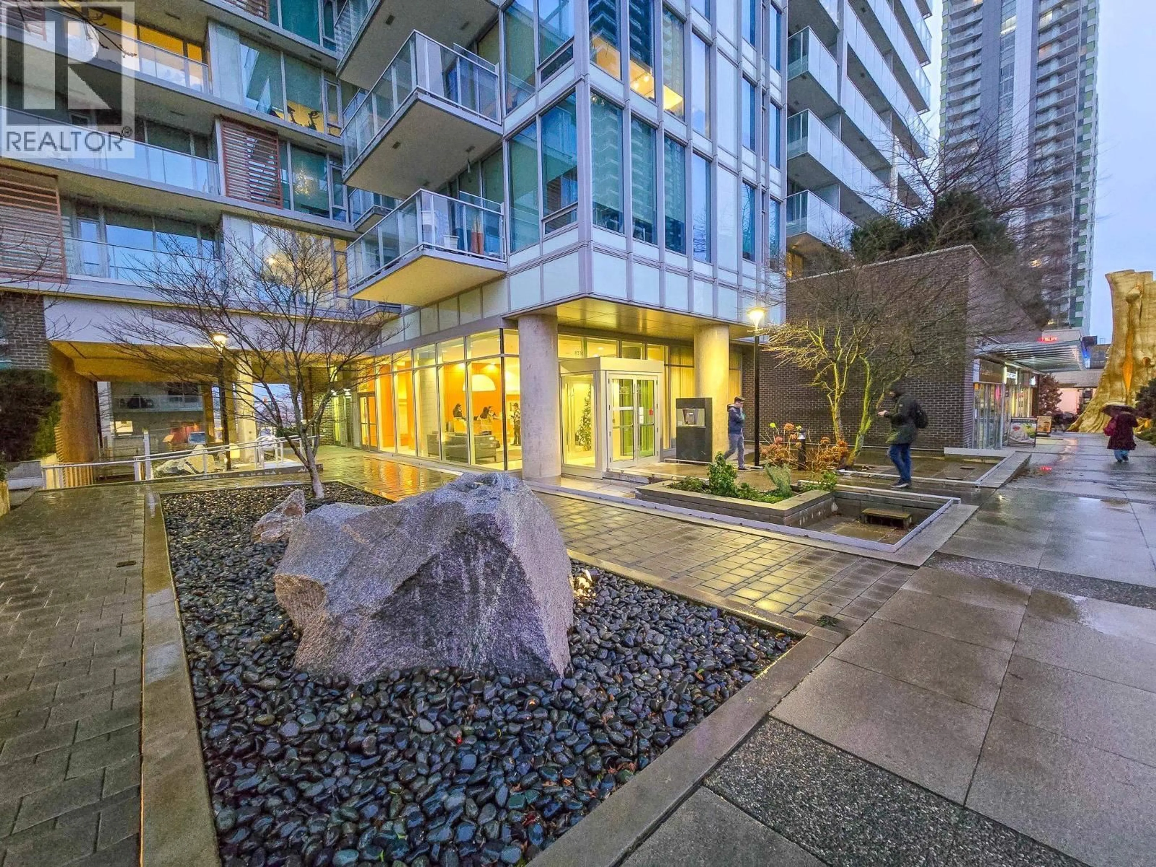 Unknown for 901 - 8131 NUNAVUT LANE, Vancouver British Columbia V5X0E2