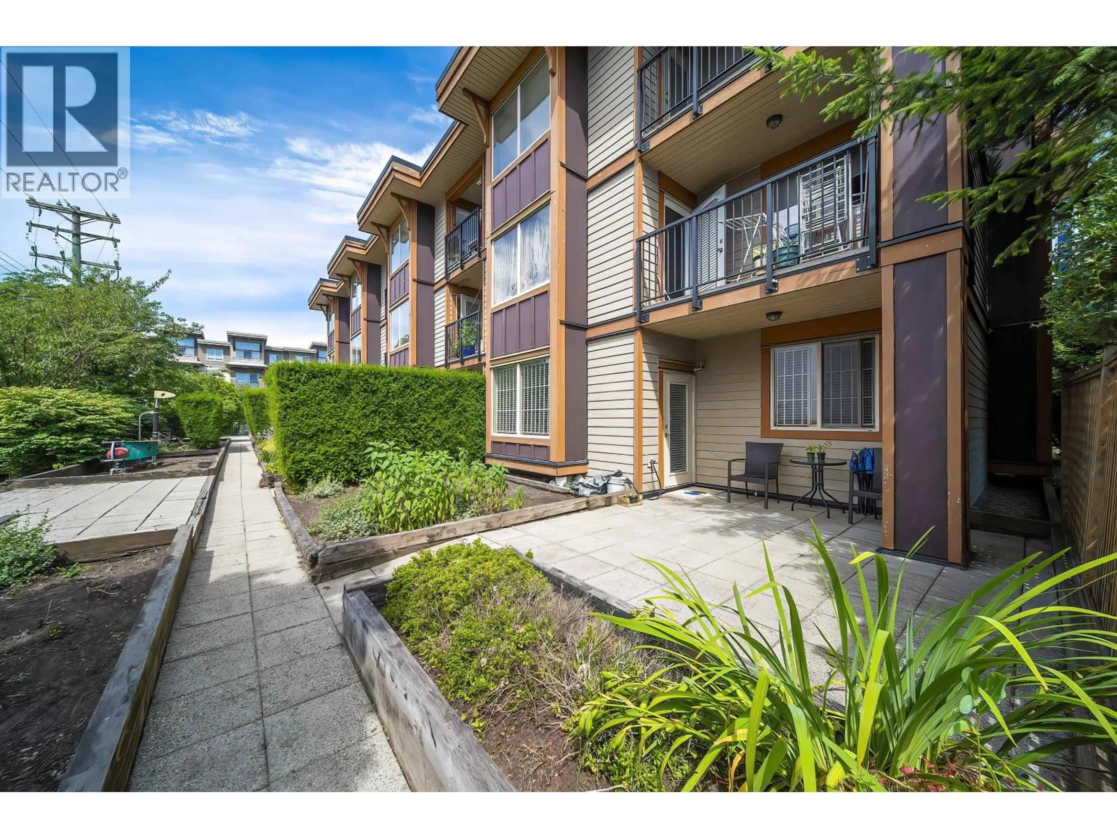 Patio, street for 110 - 5000 IMPERIAL STREET, Burnaby British Columbia V5J1C8