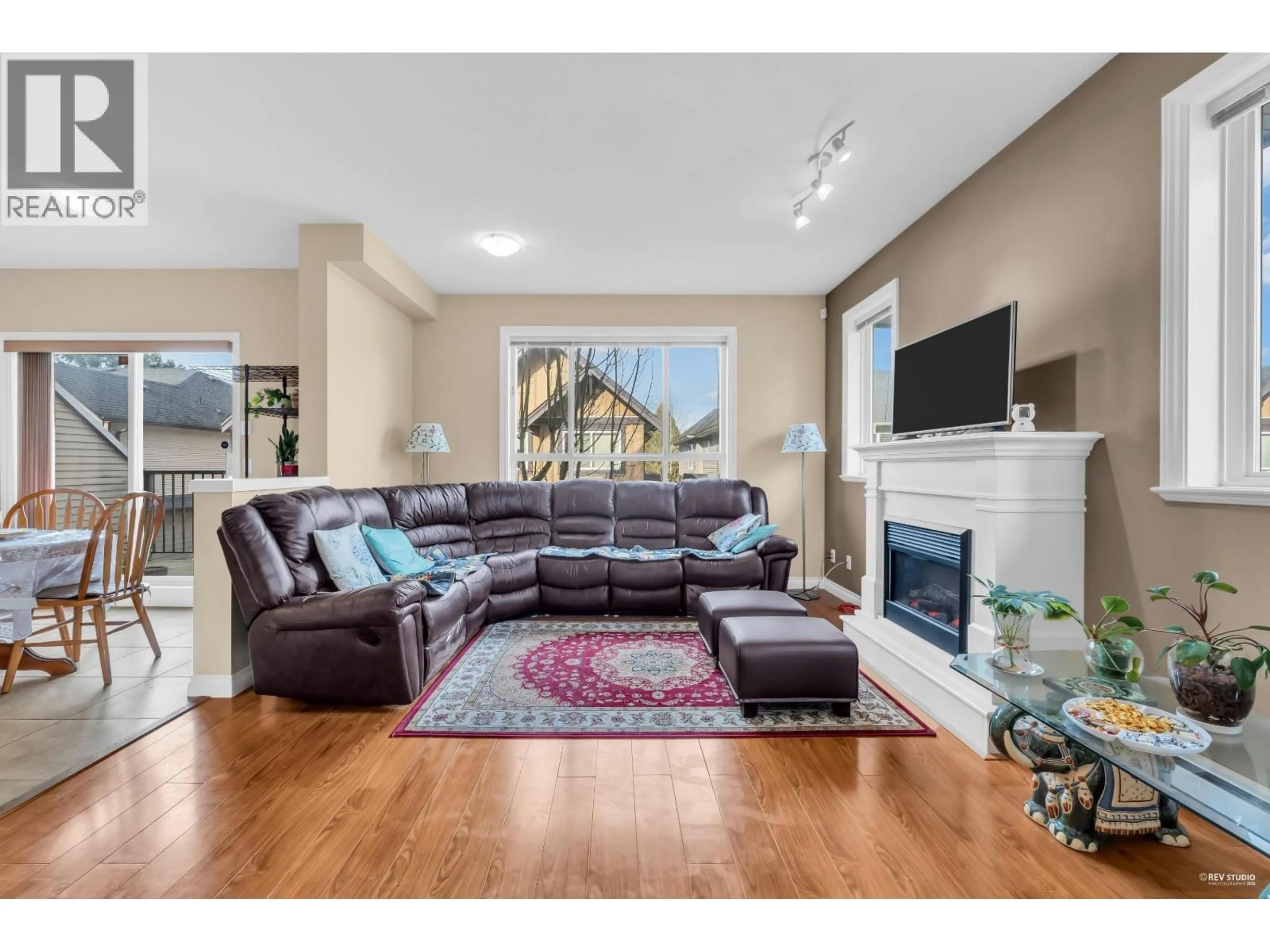 Living room with furniture, unknown for 26 - 11511 STEVESTON HIGHWAY, Richmond British Columbia V7A1N8