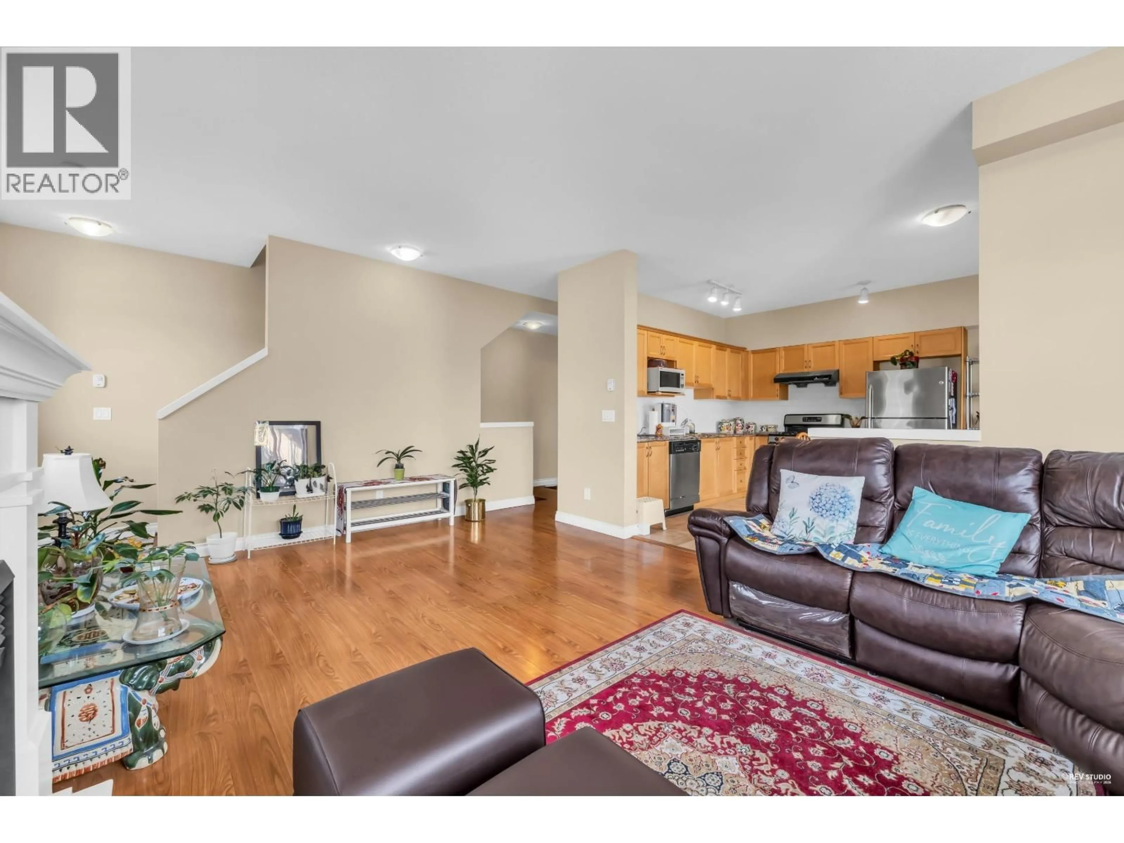 Living room with furniture, unknown for 26 - 11511 STEVESTON HIGHWAY, Richmond British Columbia V7A1N8