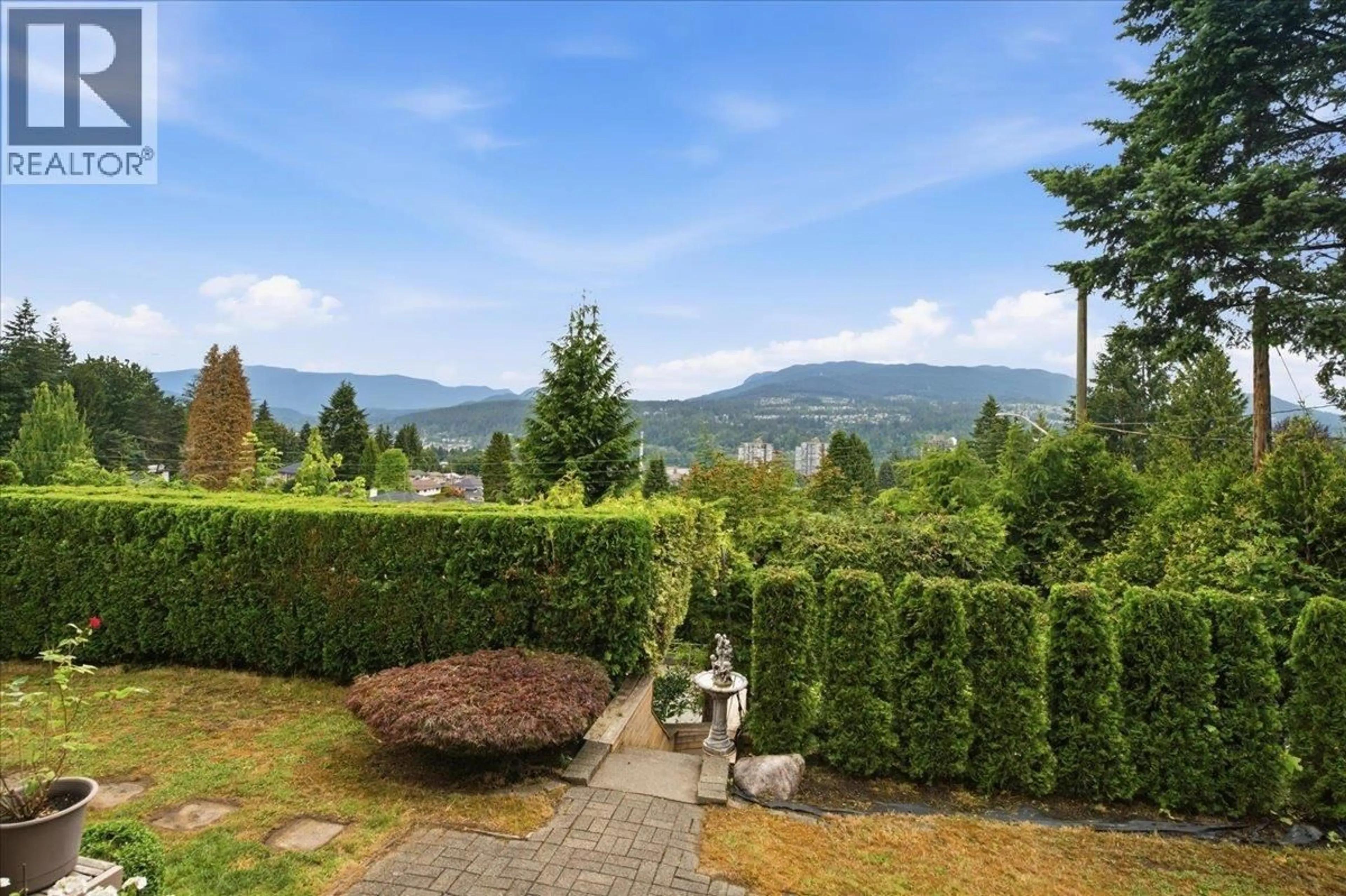 Patio, mountain view for 2206 PINECREST AVENUE, Coquitlam British Columbia V3J6T6