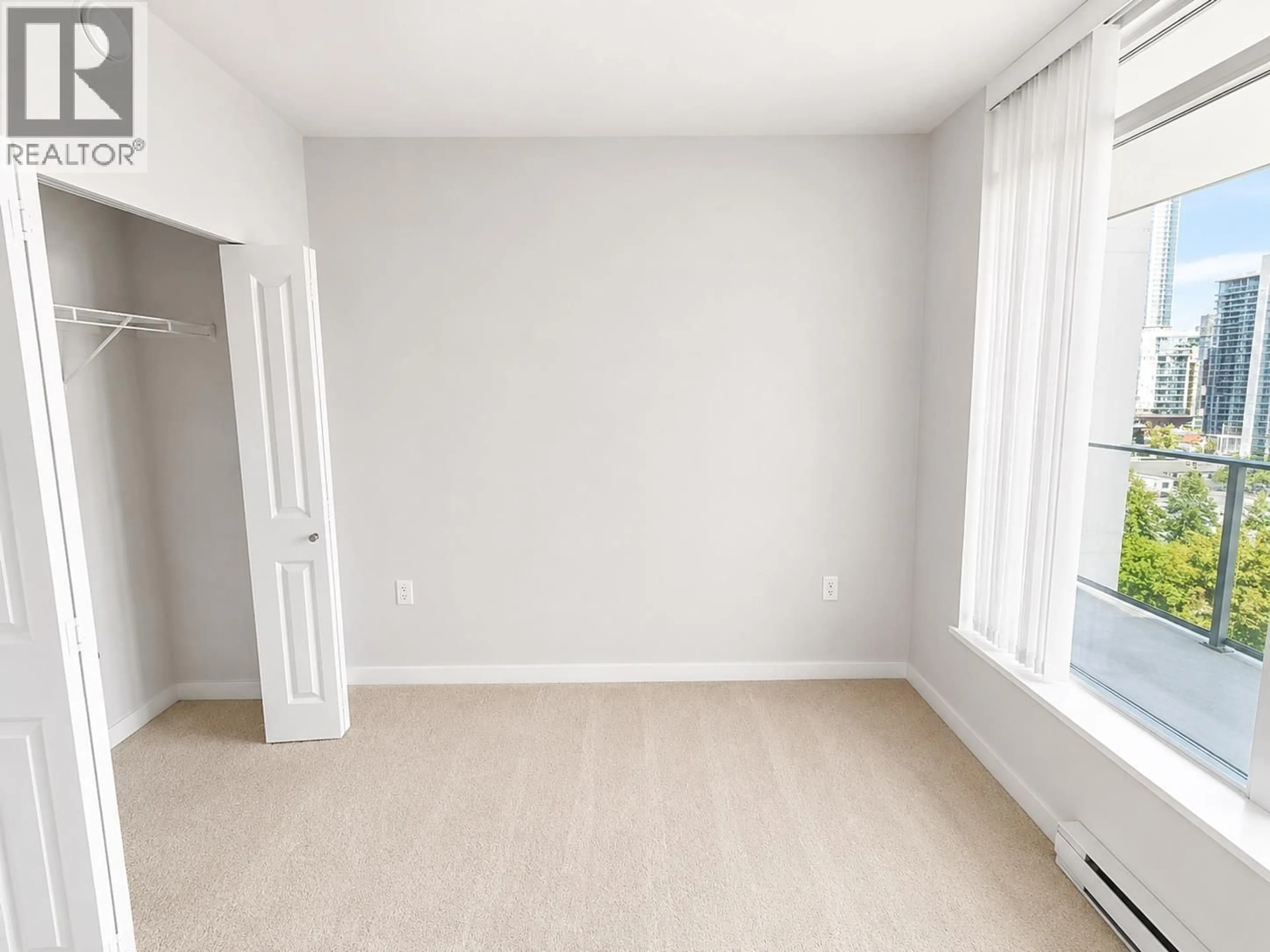 A pic of a room for 1901 - 2388 MADISON AVENUE, Burnaby British Columbia V5C0K8