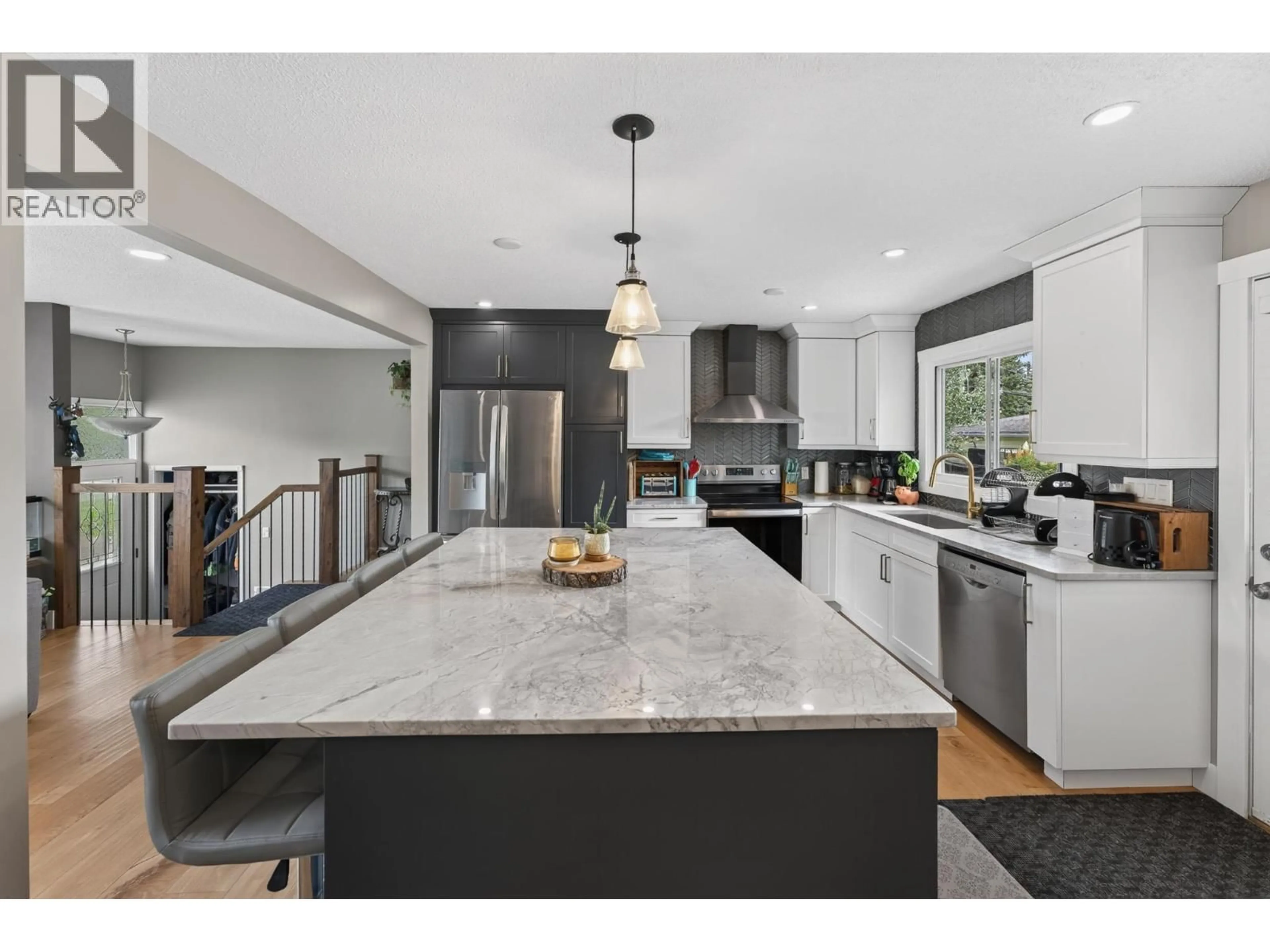 Open concept kitchen, ceramic/tile floor for 2475 HAMMOND AVENUE, Prince George British Columbia V2M1A6