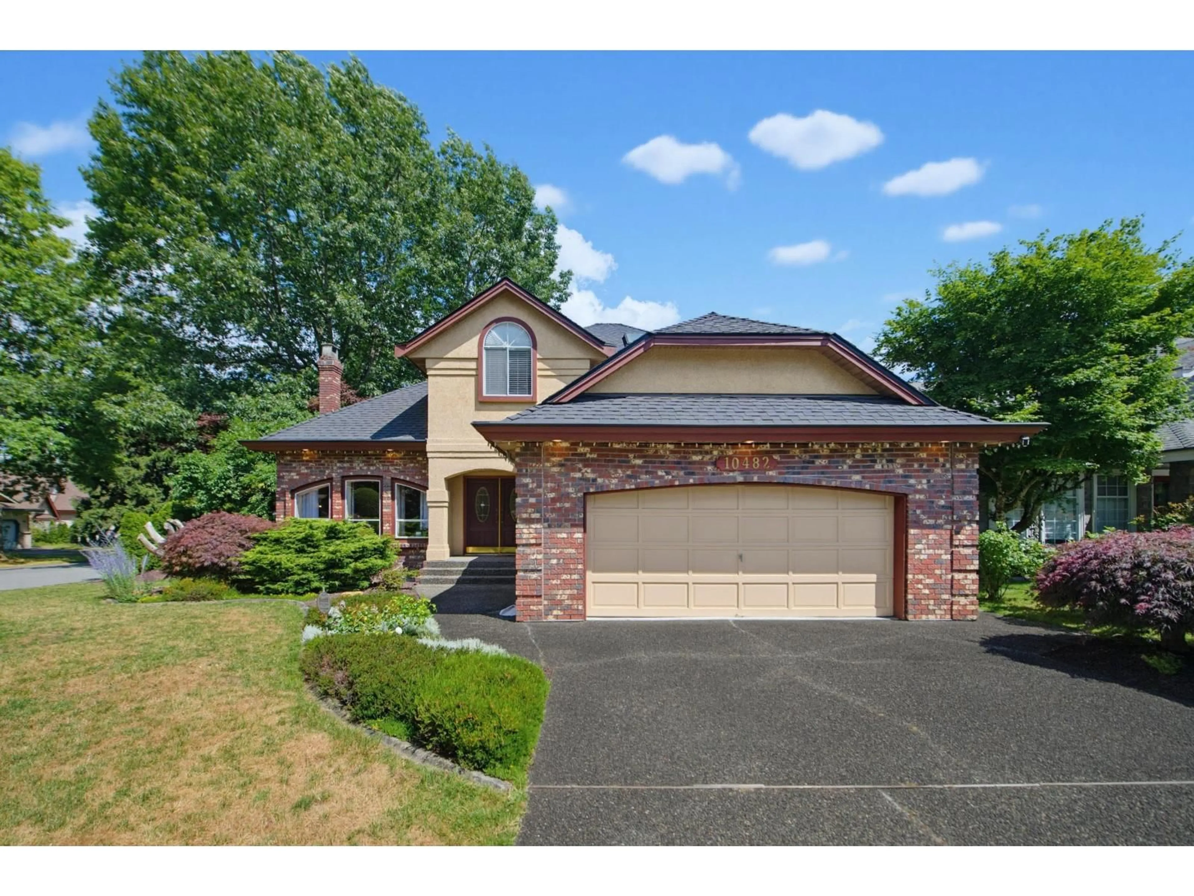 Home with brick exterior material, street for 10482 ASHDOWN PLACE, Surrey British Columbia V4N1W6