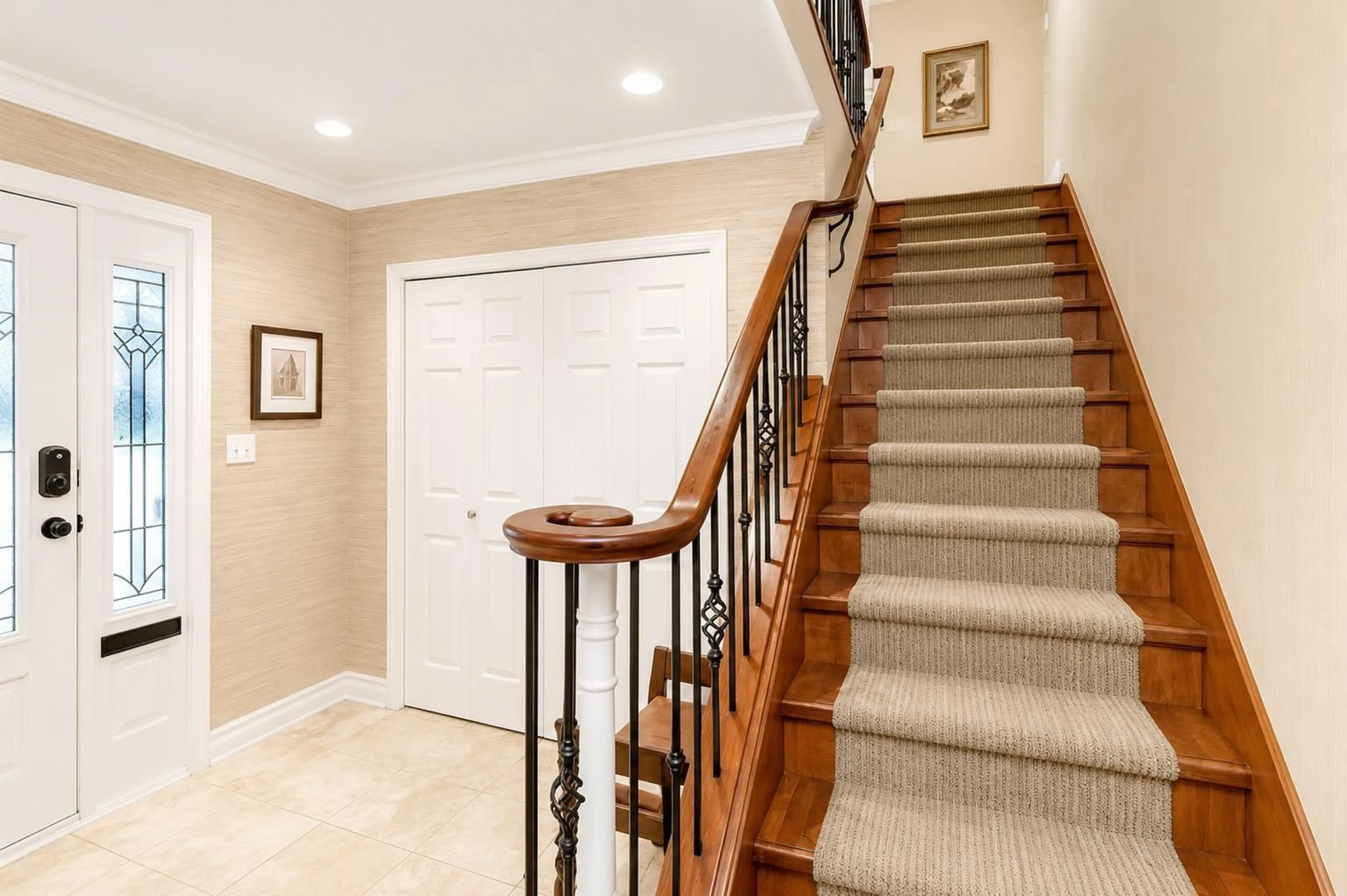 Unknown for 952 KENT STREET, White Rock British Columbia V4B4T1