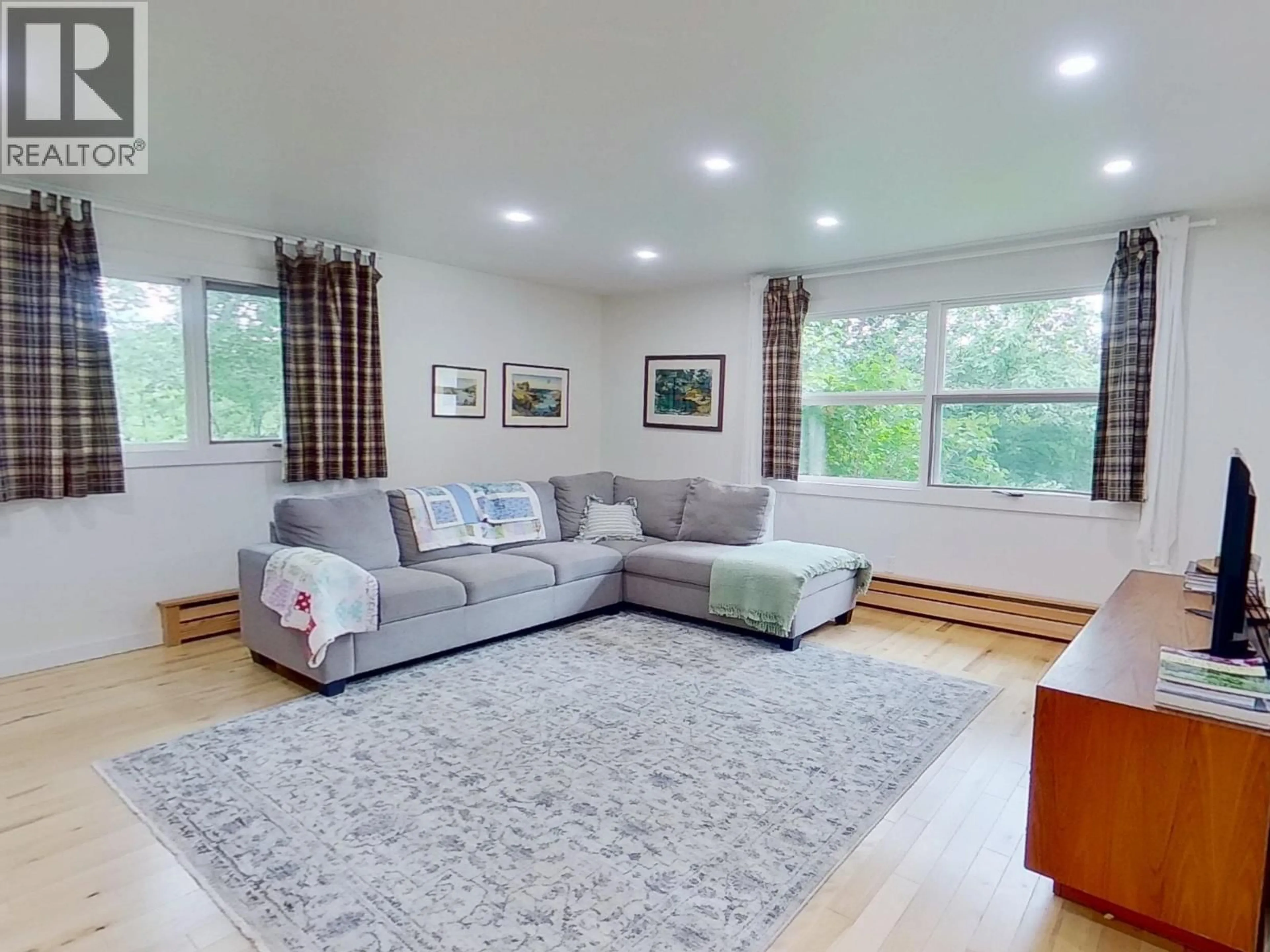 Living room with furniture, unknown for 4320 QUESNEL-HIXON ROAD, Quesnel British Columbia V2J6Z3