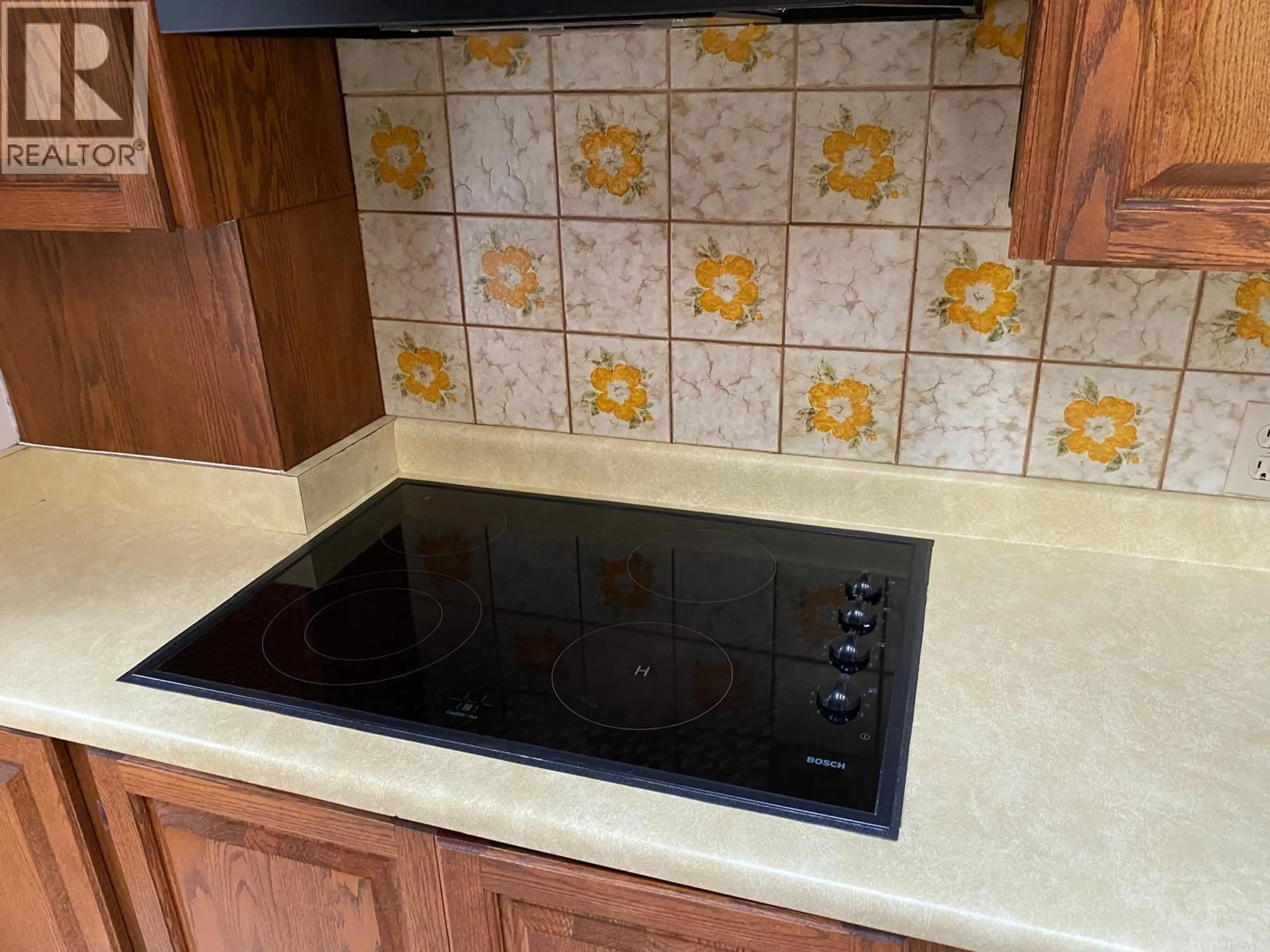 Standard kitchen, ceramic/tile floor for 1209 CREST COURT, Coquitlam British Columbia V3J5M1