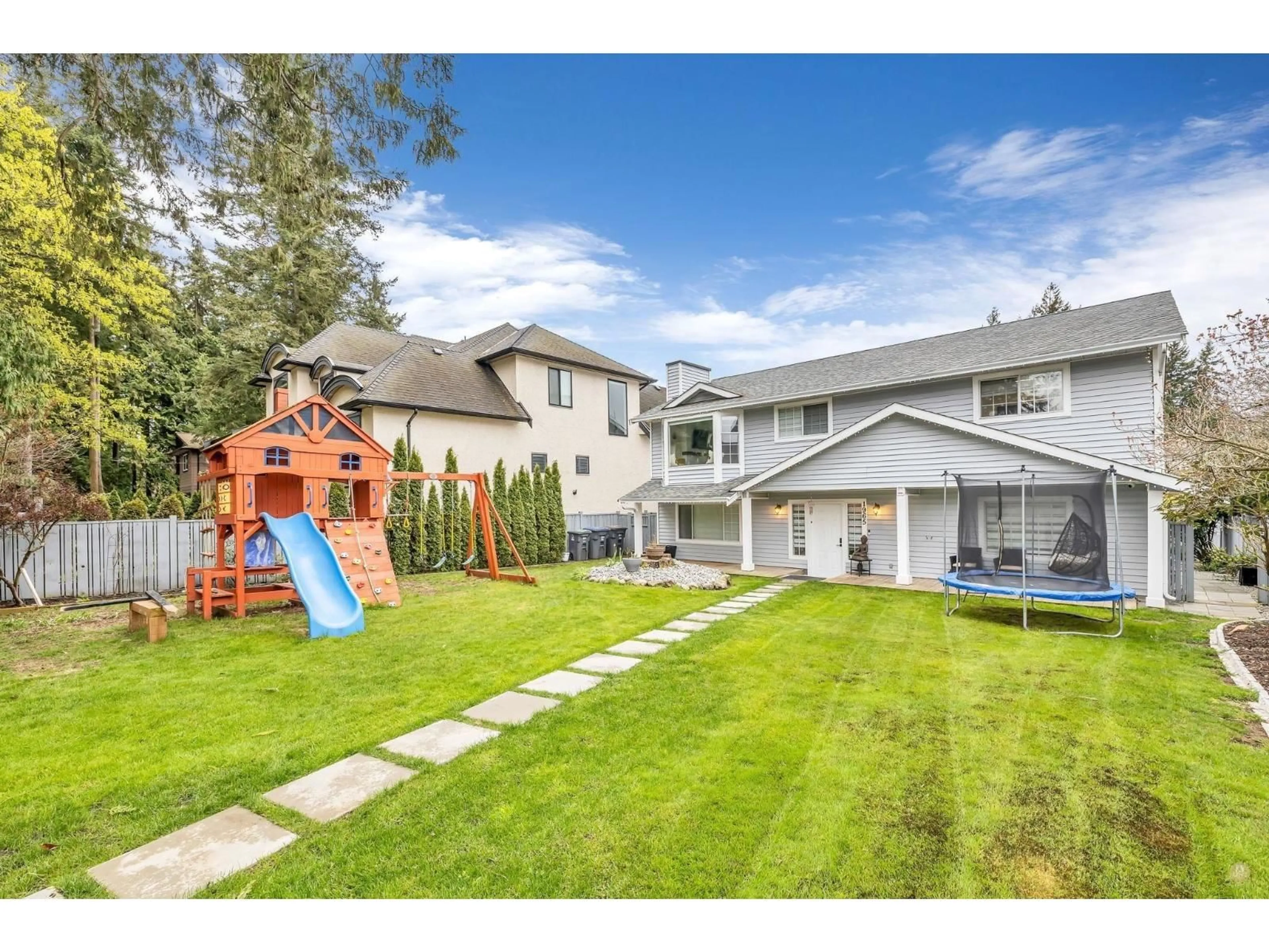 Unknown for 1965 128 STREET, Surrey British Columbia V4A3V5