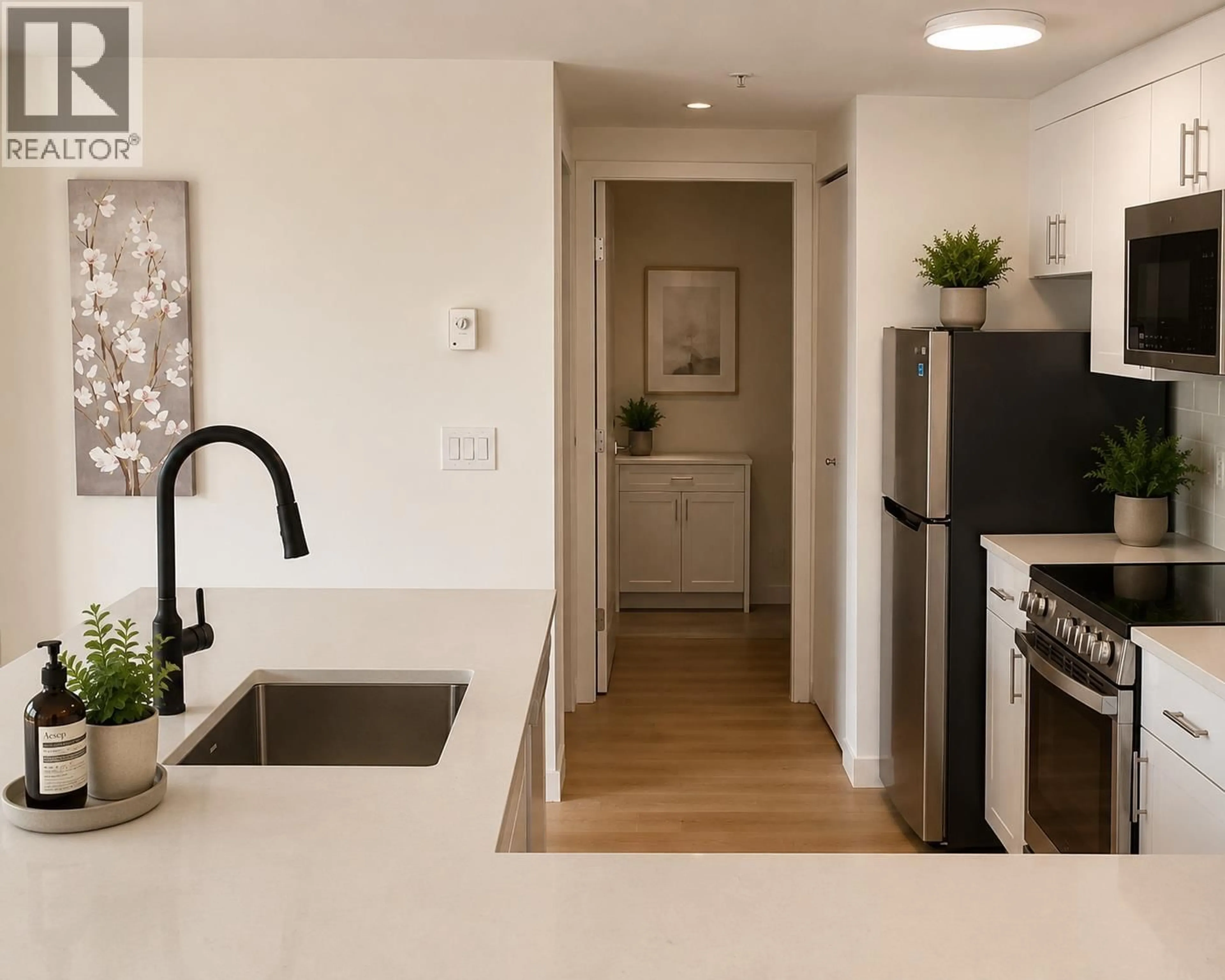 Unknown for 501 - 1331 GEORGIA STREET, Vancouver British Columbia V6E4P1