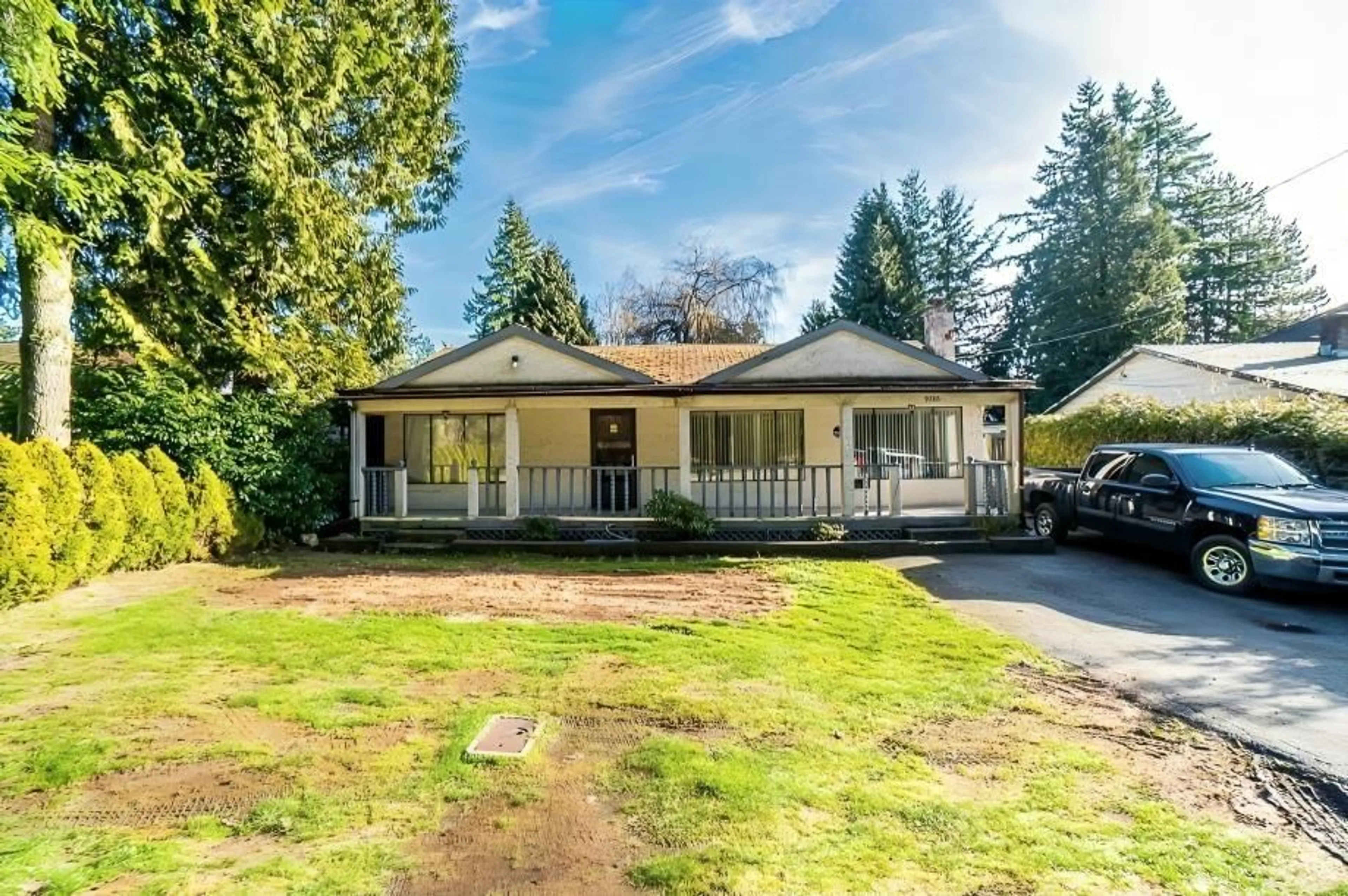 A pic from outside/outdoor area/front of a property/back of a property/a pic from drone, street for 9286 148 STREET, Surrey British Columbia V3R3W8
