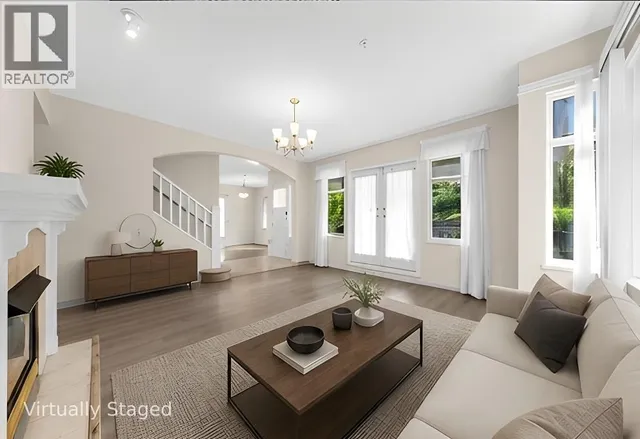 2459 39TH AVENUE, Vancouver 5