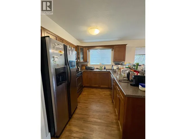 16 - 624 SHAW ROAD, Gibsons 5