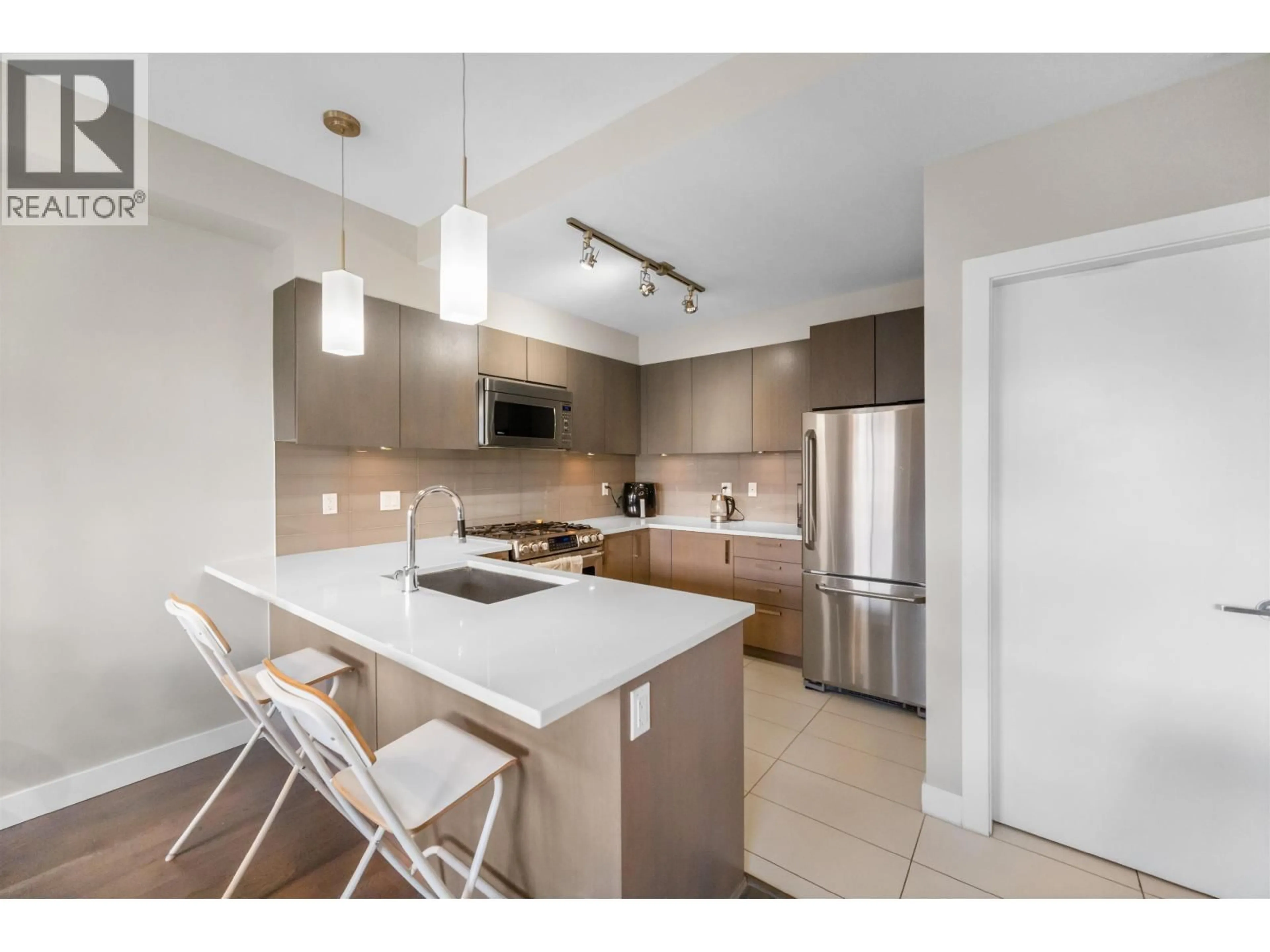 Open concept kitchen, unknown for 43 - 10133 RIVER DRIVE, Richmond British Columbia V6X0K8