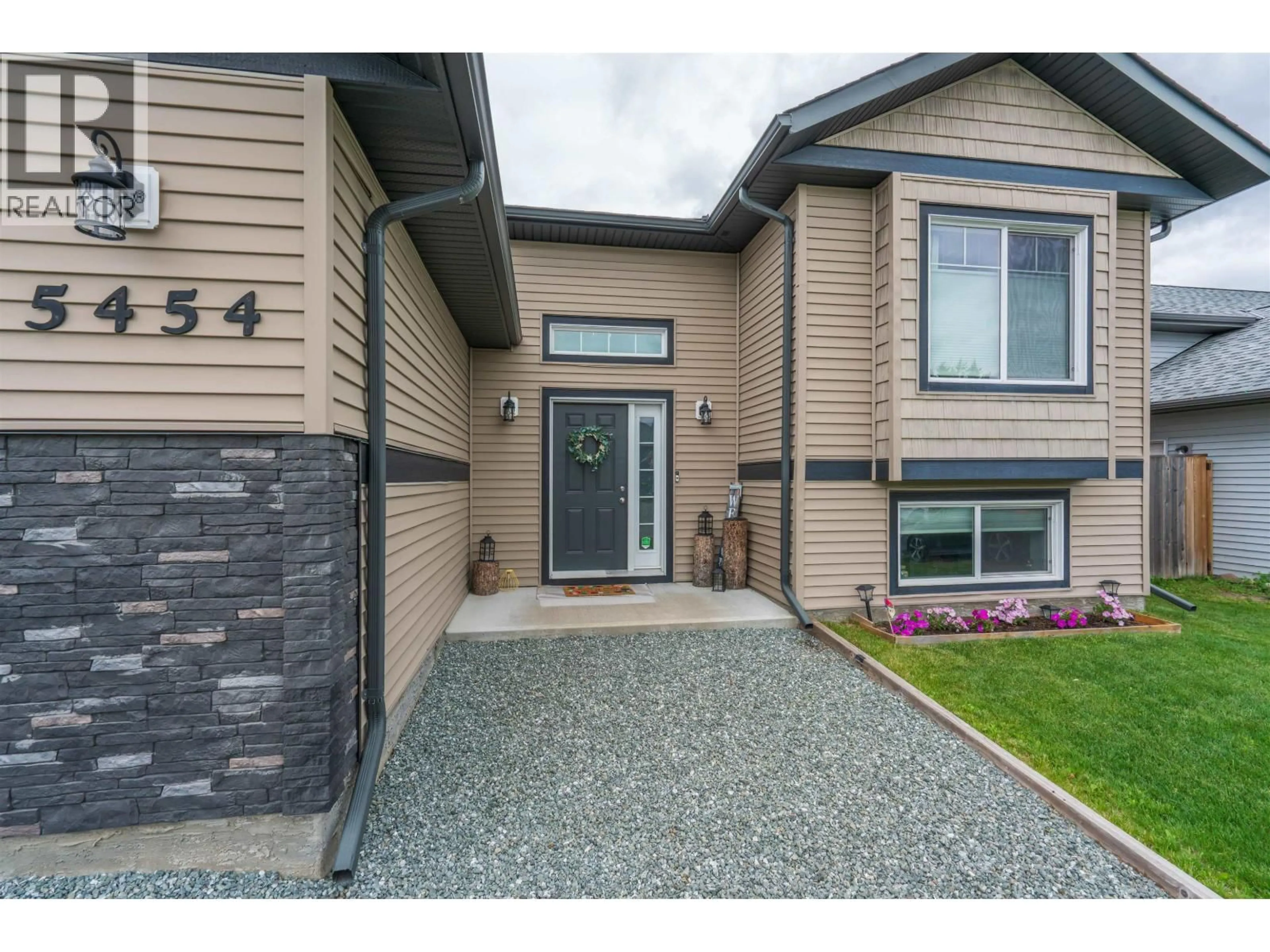 Unknown for 5454 WOODVALLEY DRIVE, Prince George British Columbia V2K5A6