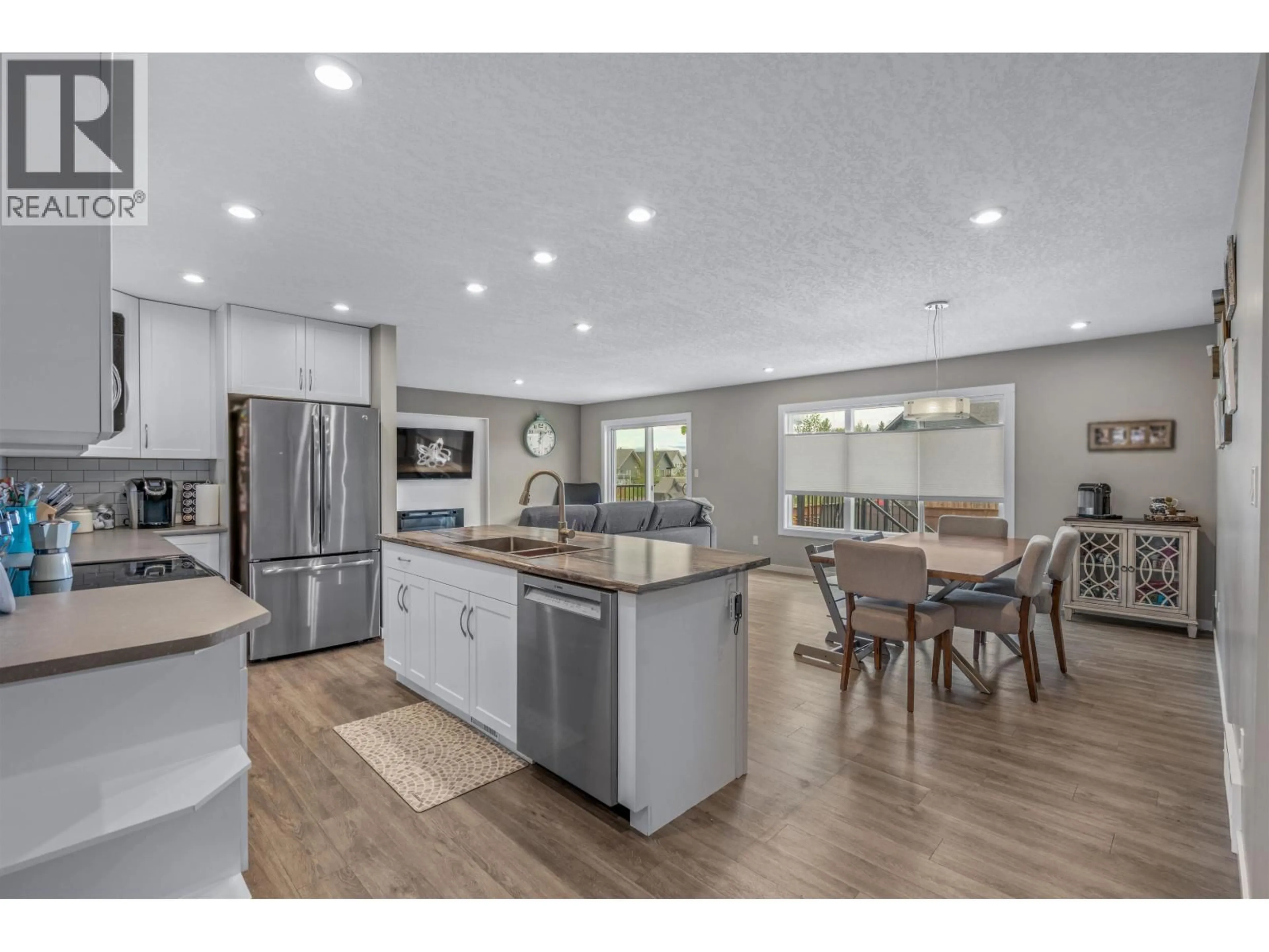 Open concept kitchen, unknown for 5454 WOODVALLEY DRIVE, Prince George British Columbia V2K5A6