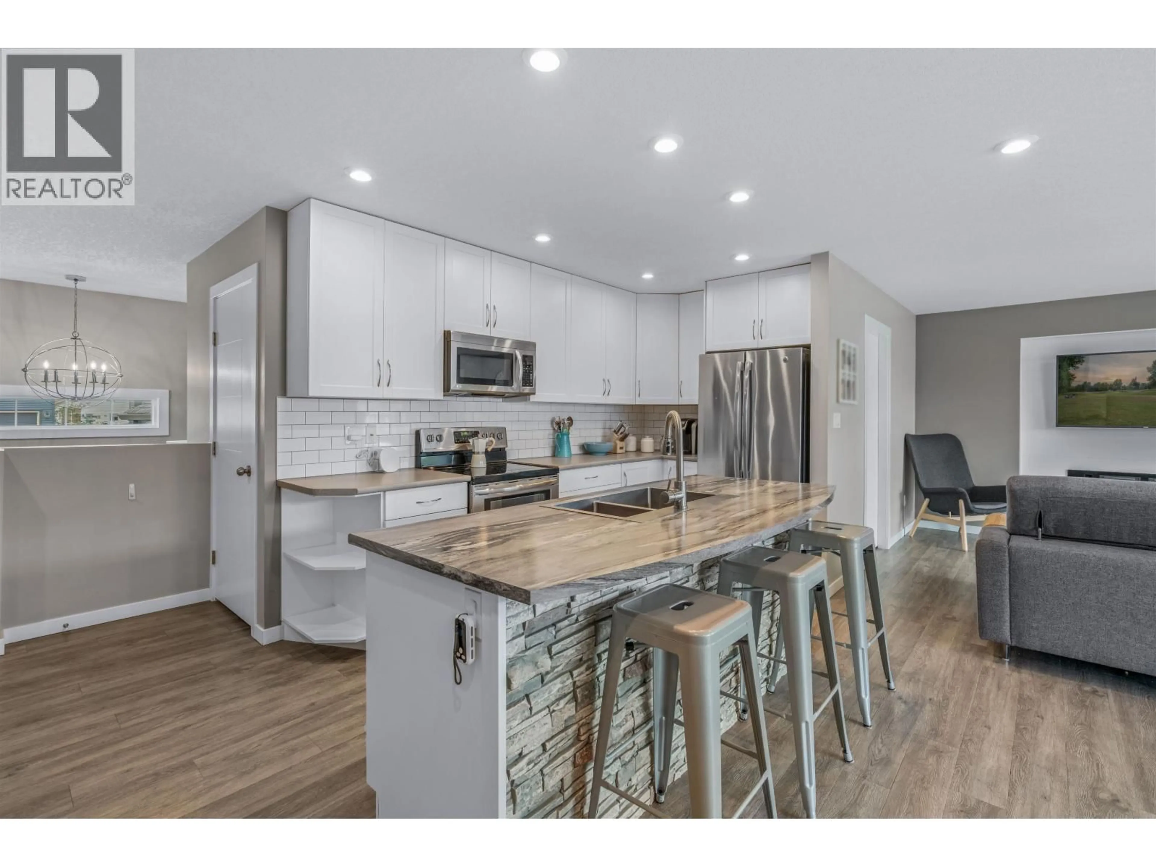 Open concept kitchen, unknown for 5454 WOODVALLEY DRIVE, Prince George British Columbia V2K5A6