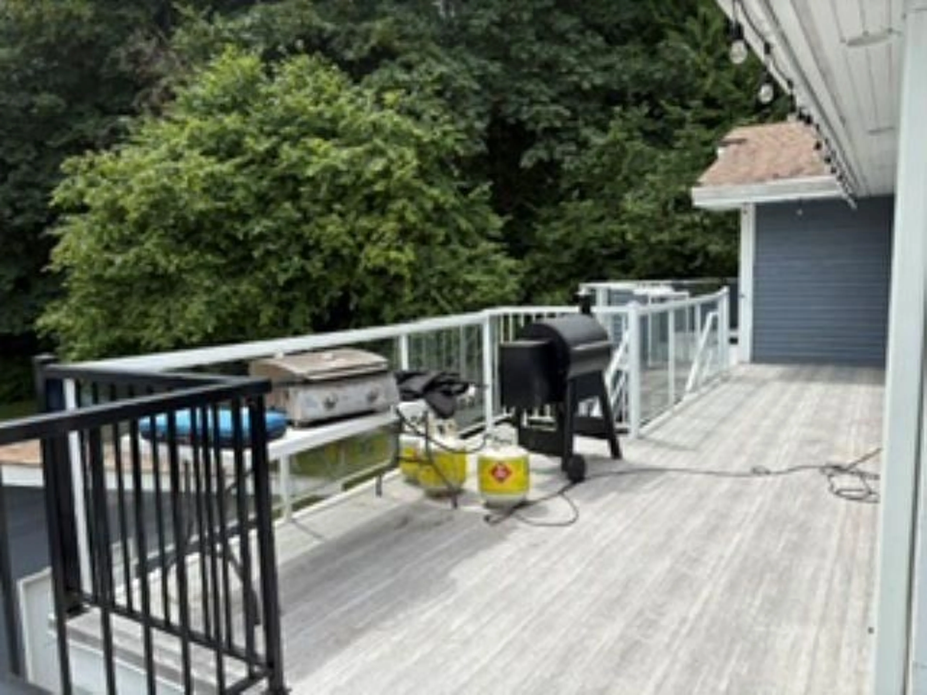 Patio, water/lake/river/ocean view for 21330 78 AVENUE, Langley British Columbia V2Y2E9