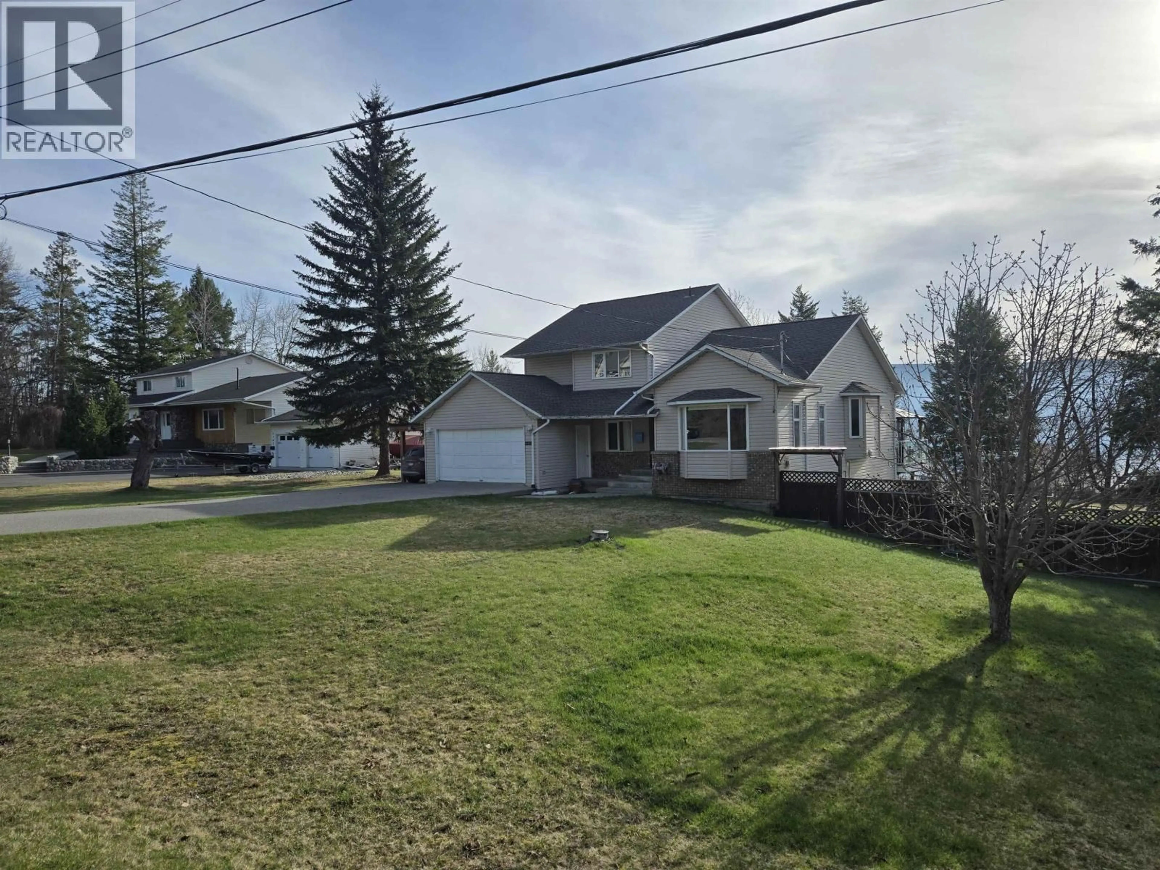 A pic from outside/outdoor area/front of a property/back of a property/a pic from drone, street for 1812 MARBLE STREET, Quesnel British Columbia V2J4M4
